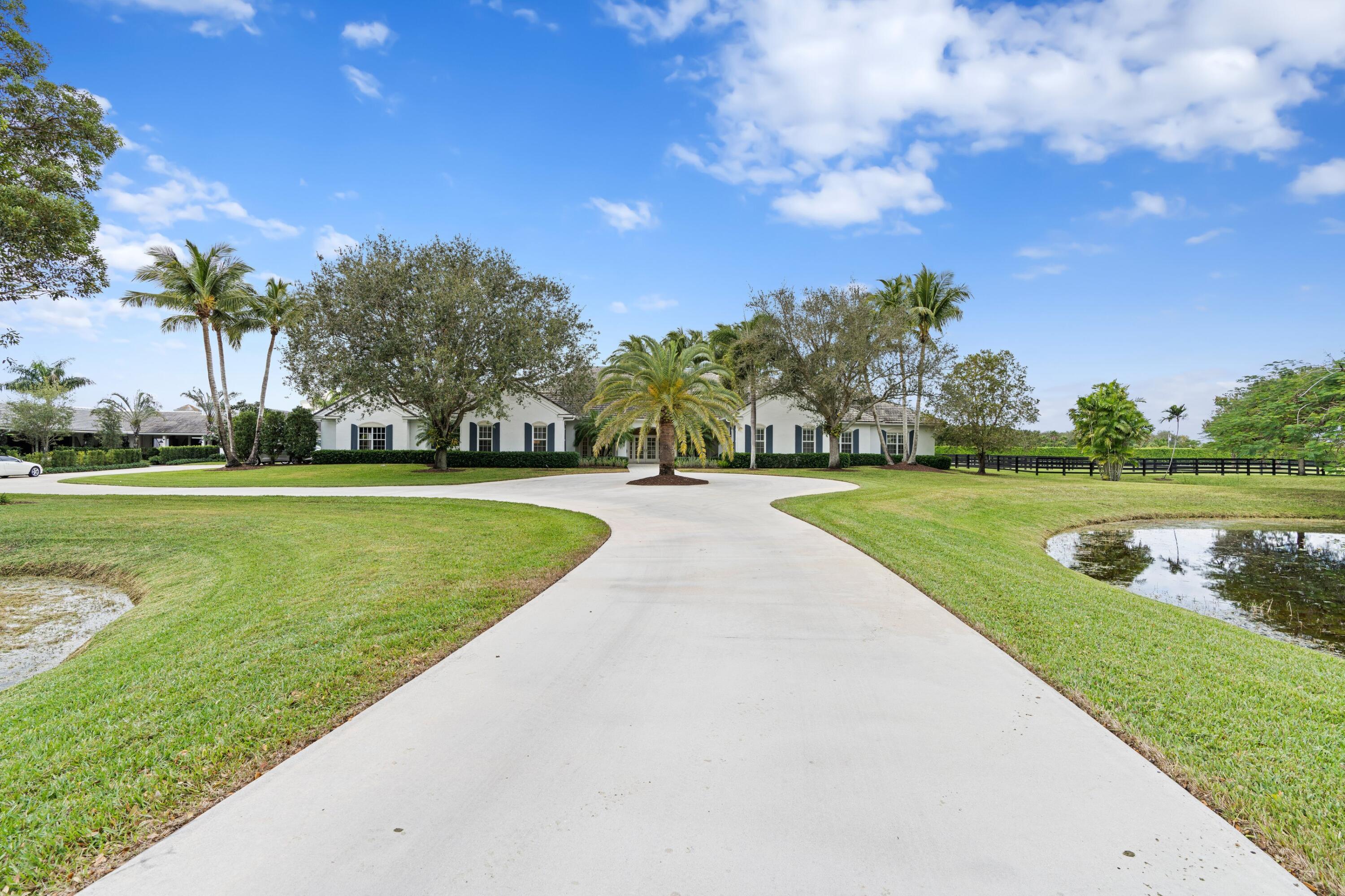 PALM BEACH POINT - Residential