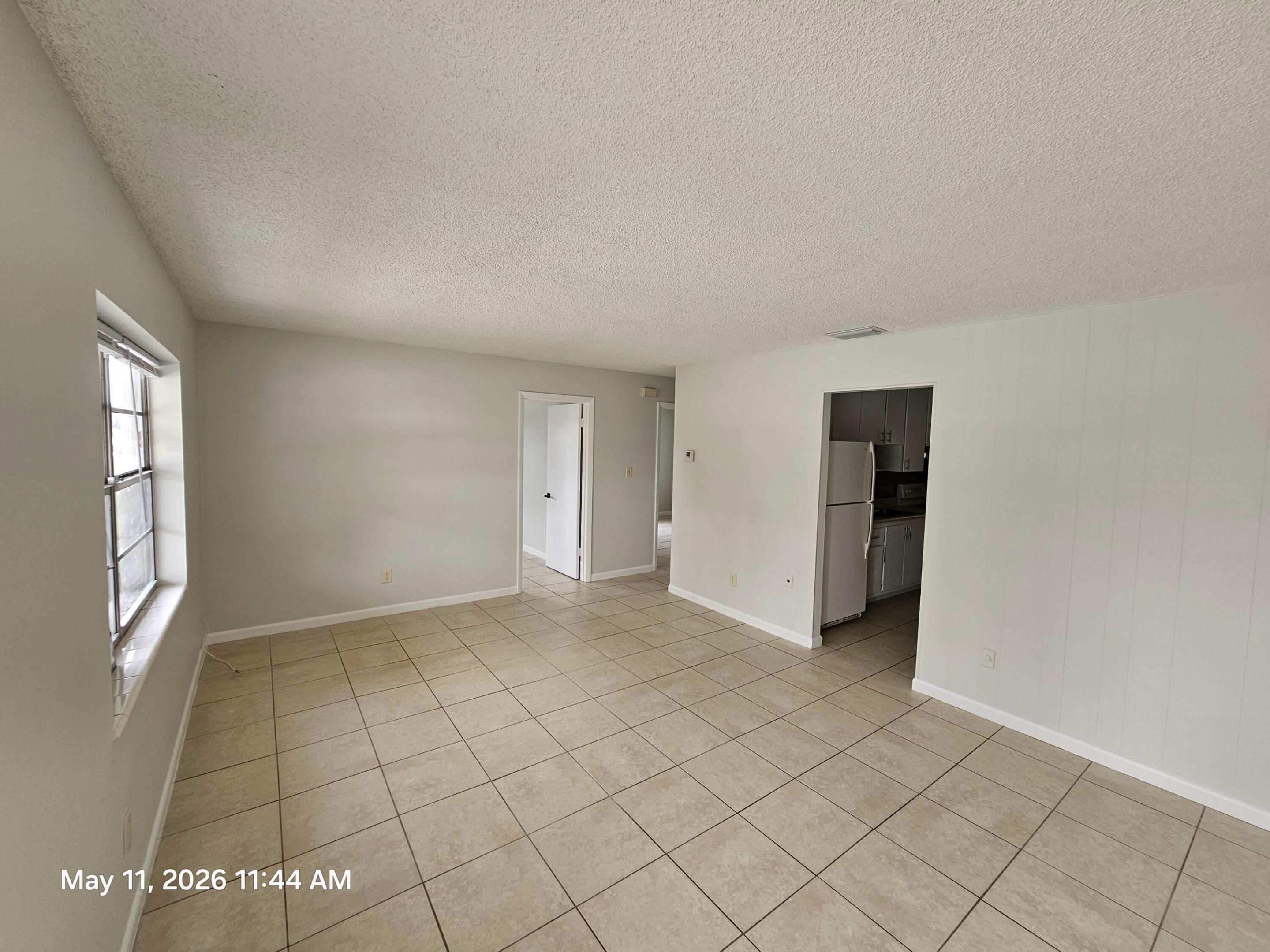 SAN LUCIE PLAZA SUBDIVISION UNIT 1 - Residential Lease