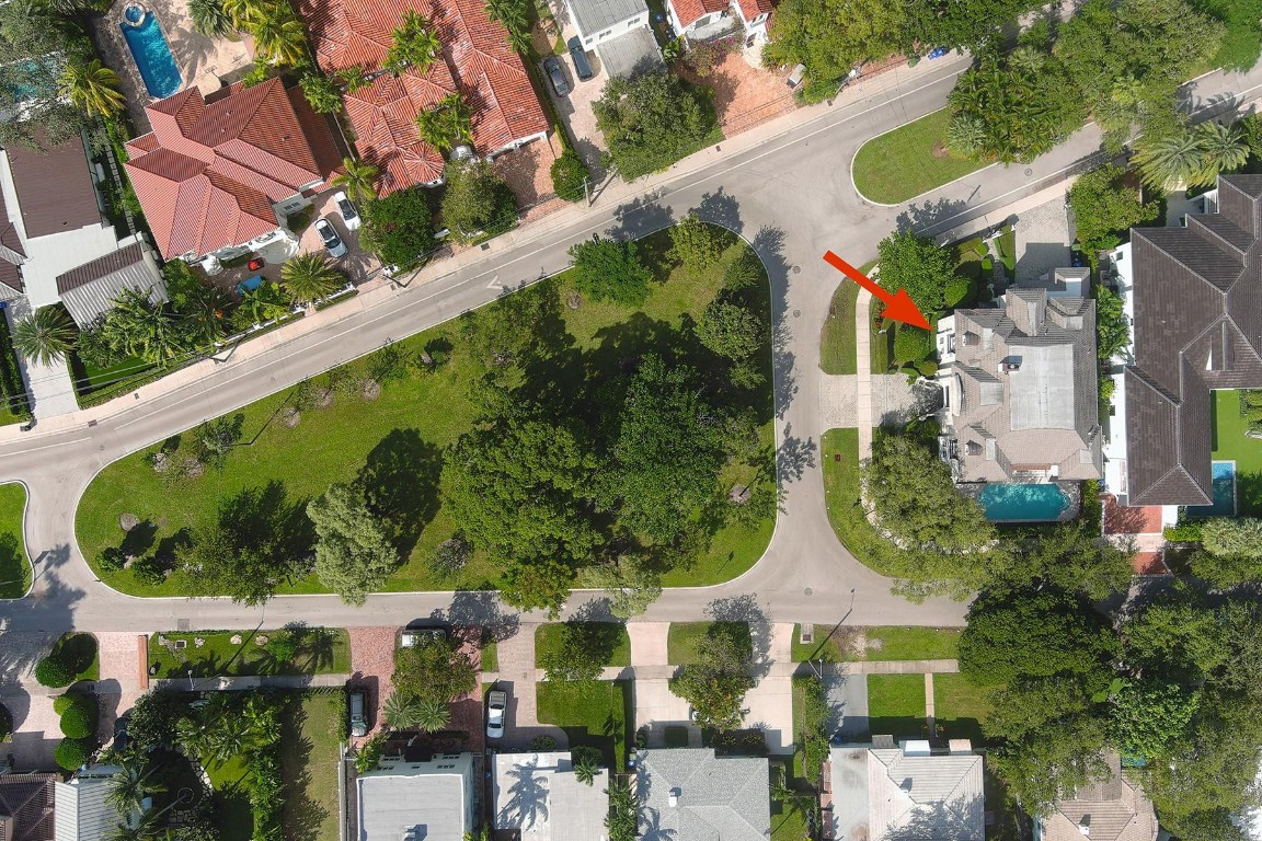 RIO VISTA ISLES - Residential