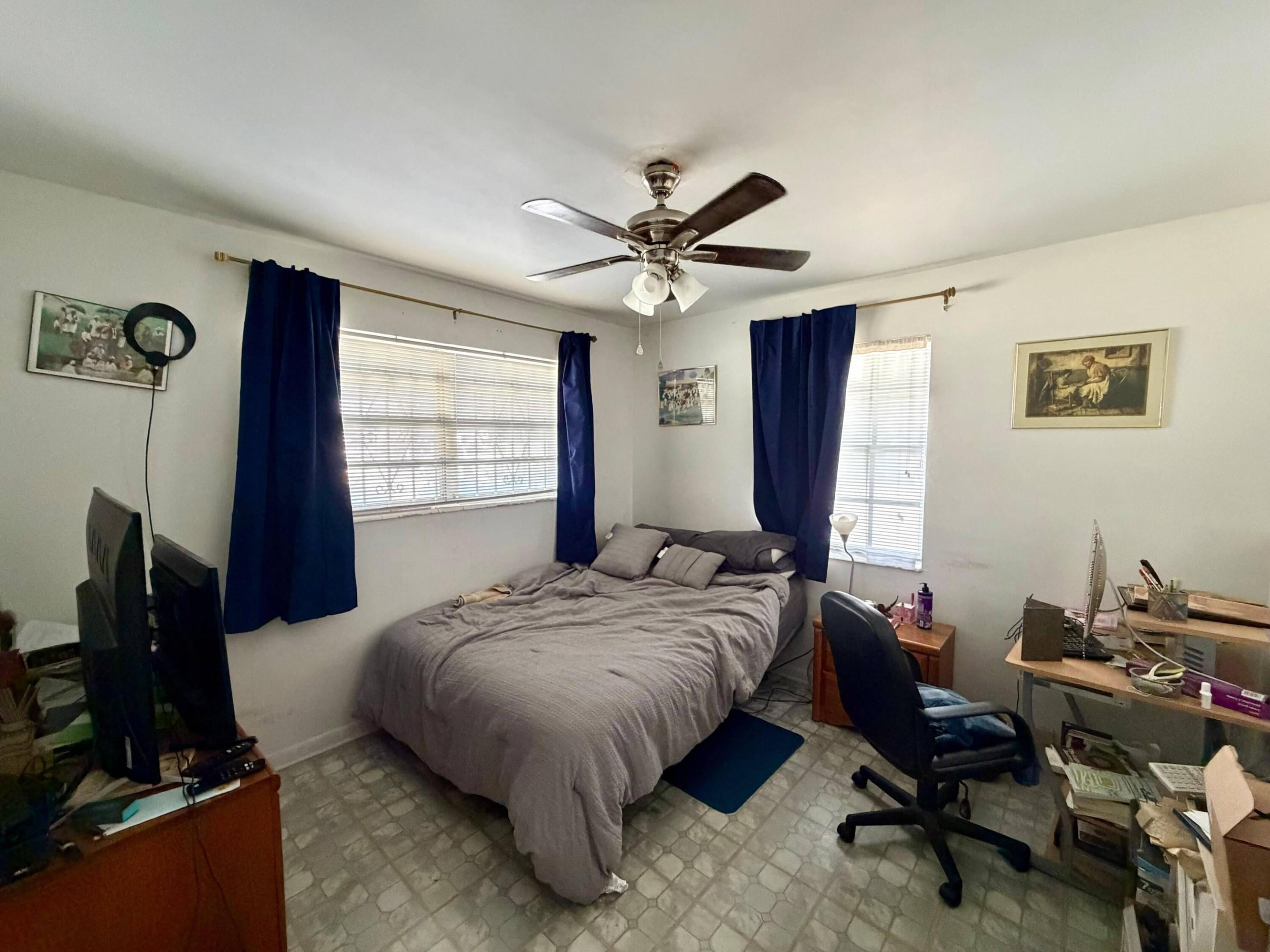 MONROE HEIGHTS - Residential