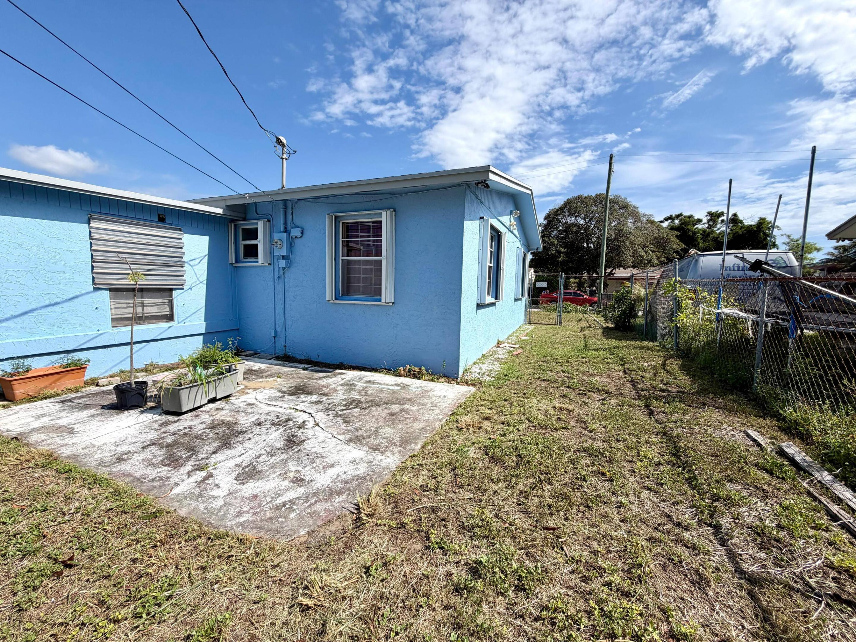 MONROE HEIGHTS - Residential