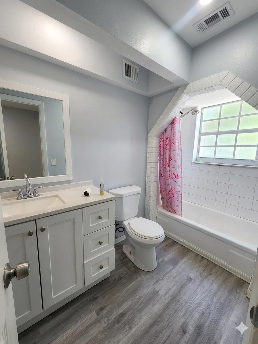 LAUDERDALE NORTH PARK SEC 5 - Residential Lease