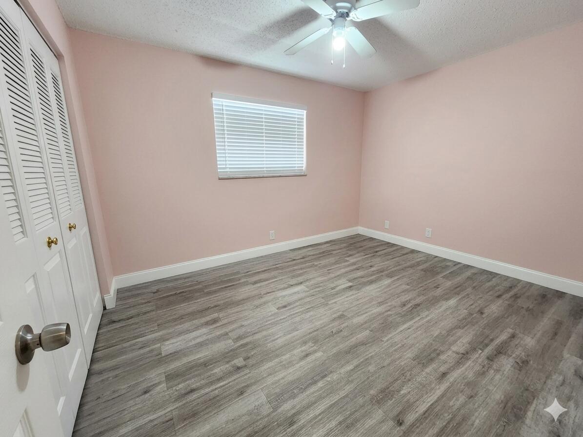 LAUDERDALE NORTH PARK SEC 5 - Residential Lease