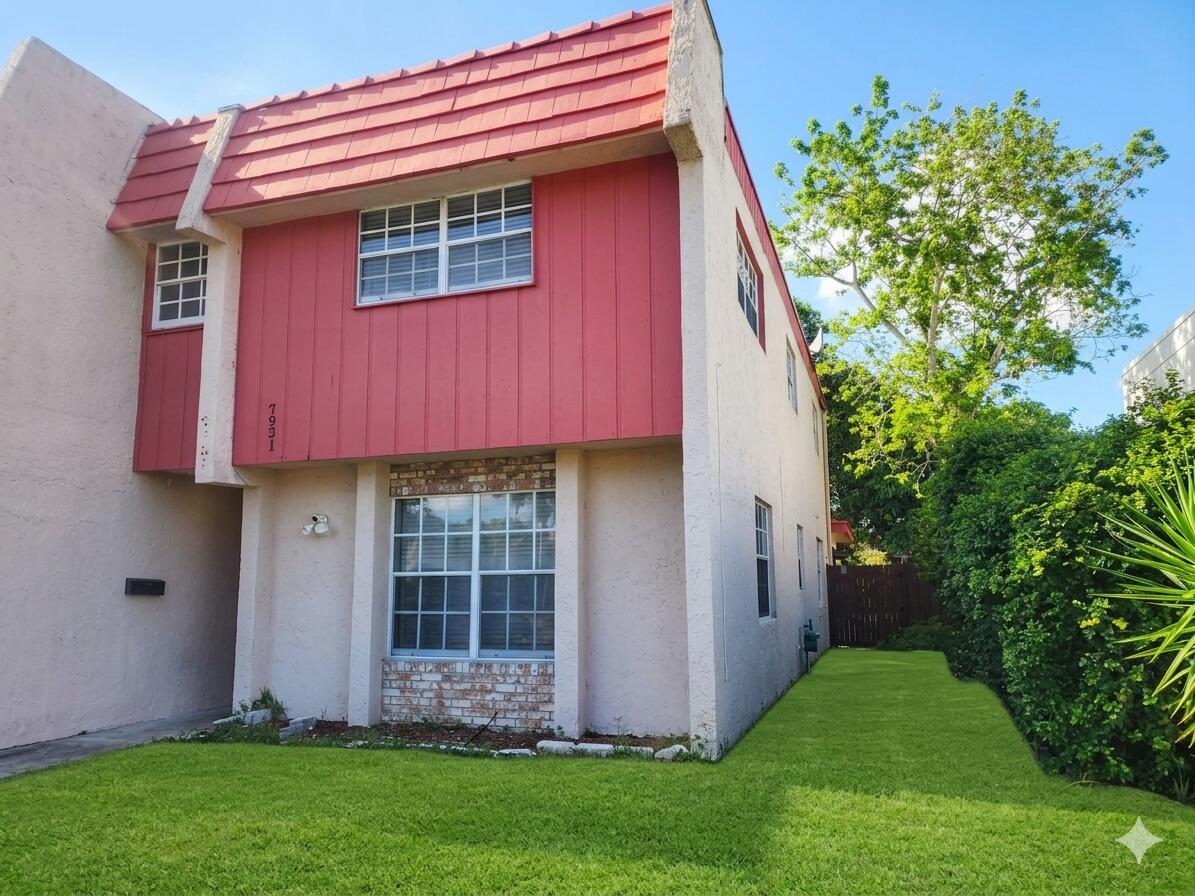 Spacious and ready for immediate occupancy, this beautiful 4-bedroom, 2.5-bathroom townhome is located in North Lauderdale. Perfect for families looking for space, convenience, and a hassle-free moving experience!