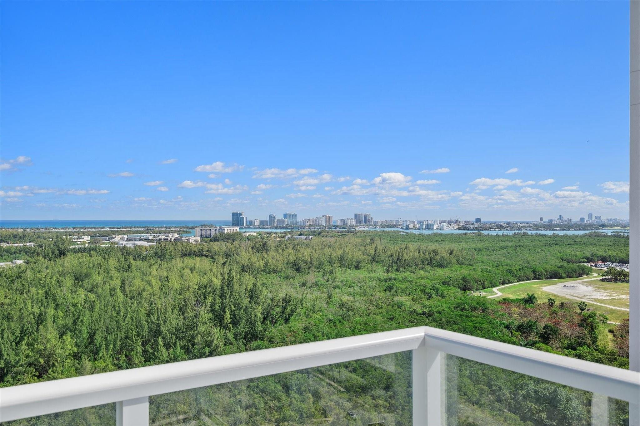 THE OAKS I CONDO - Residential