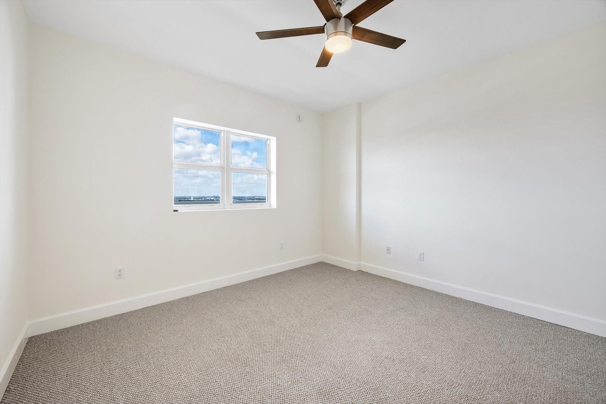THE OAKS I CONDO - Residential