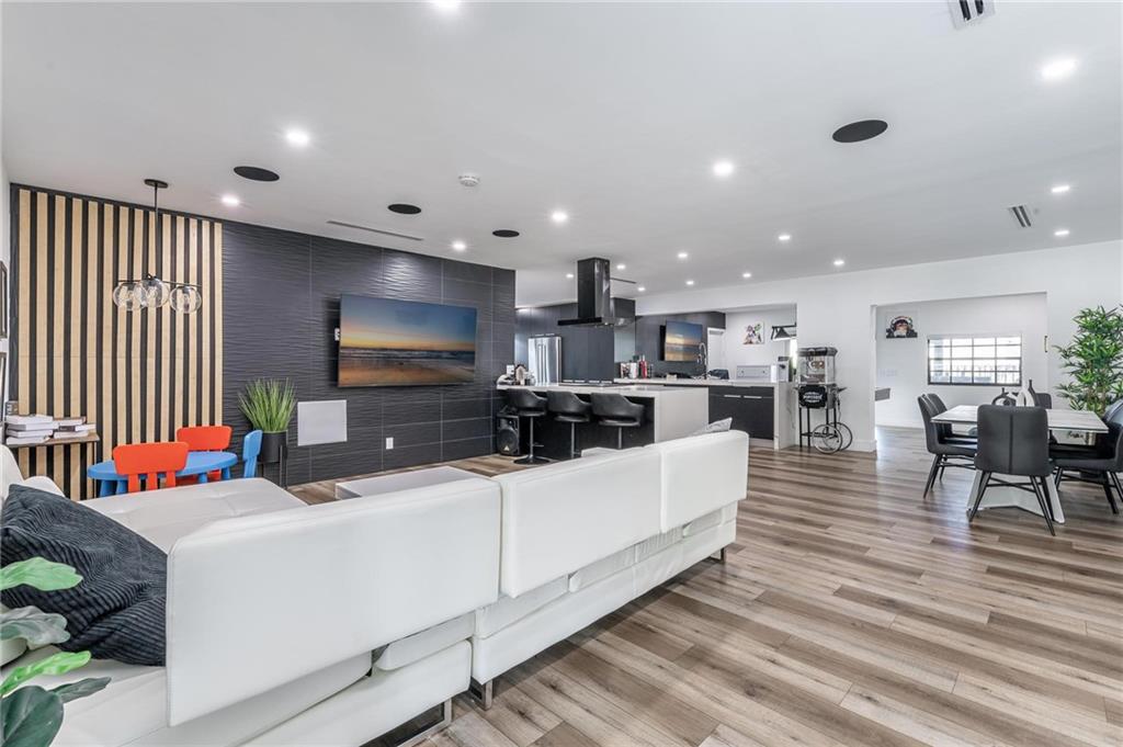 Sheridan Hills Sec One 68 - Residential