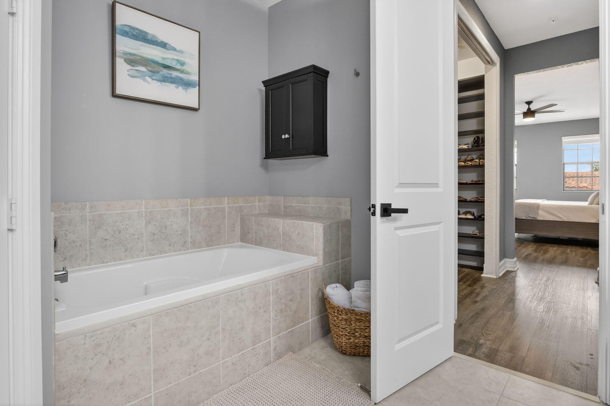 PEMBROKE LAKES SOUTH - Residential