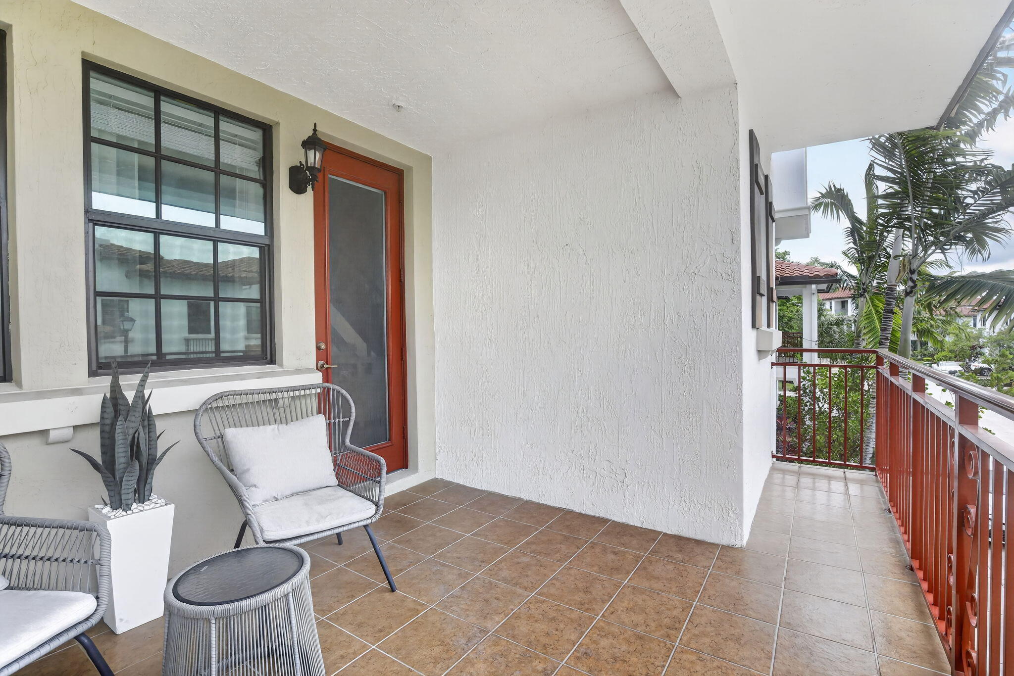 PEMBROKE LAKES SOUTH - Residential