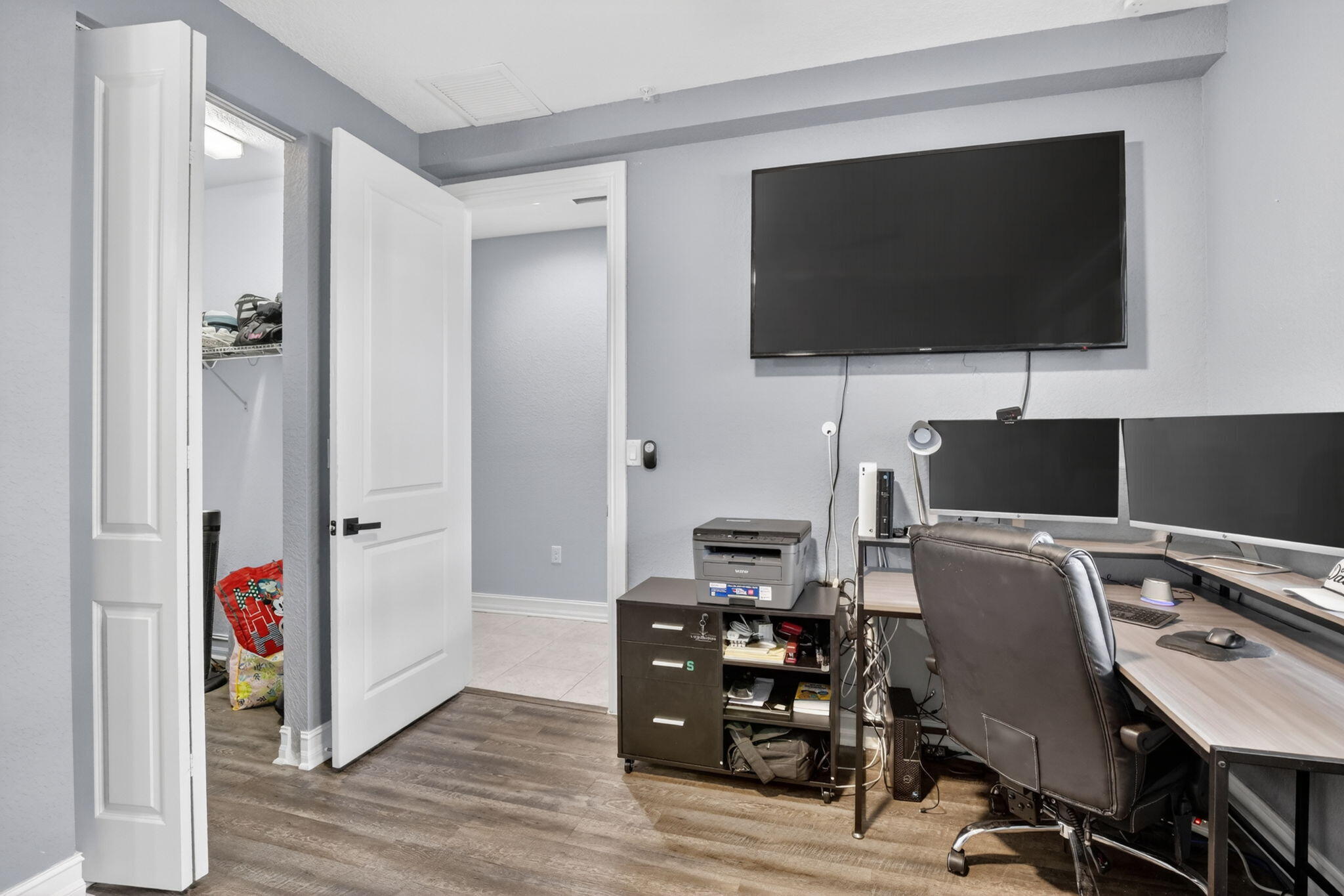 PEMBROKE LAKES SOUTH - Residential