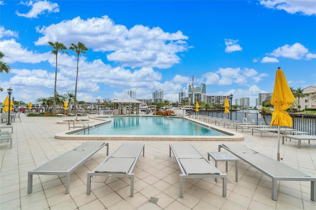 Anchor Bay Club - Residential