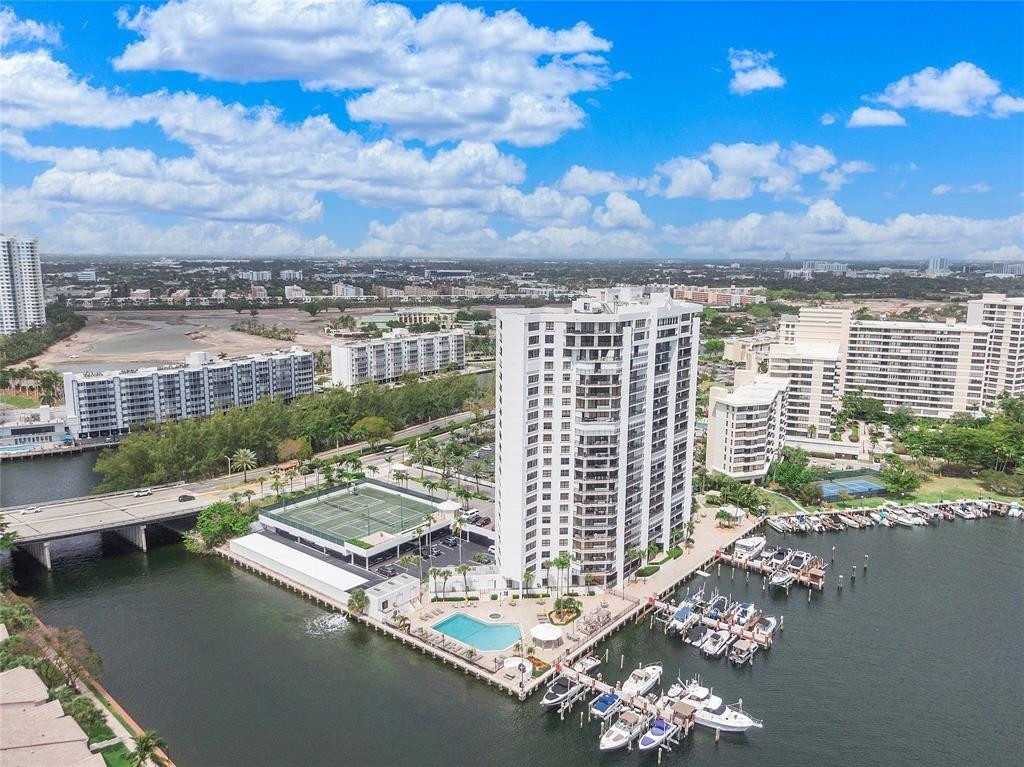 Anchor Bay Club - Residential