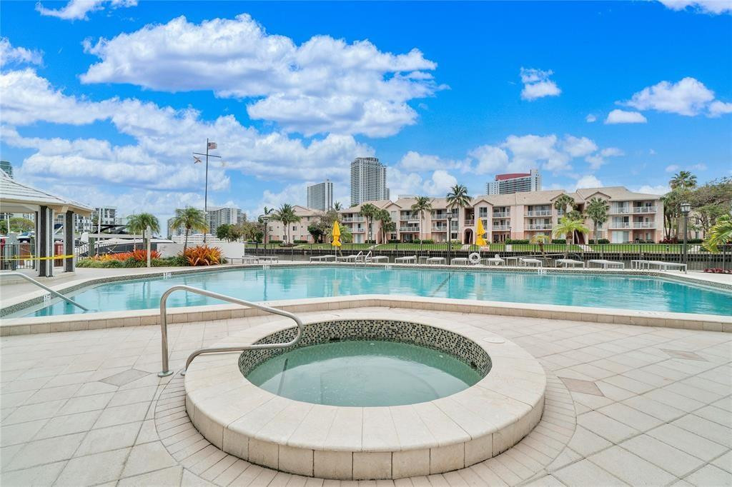 Anchor Bay Club - Residential