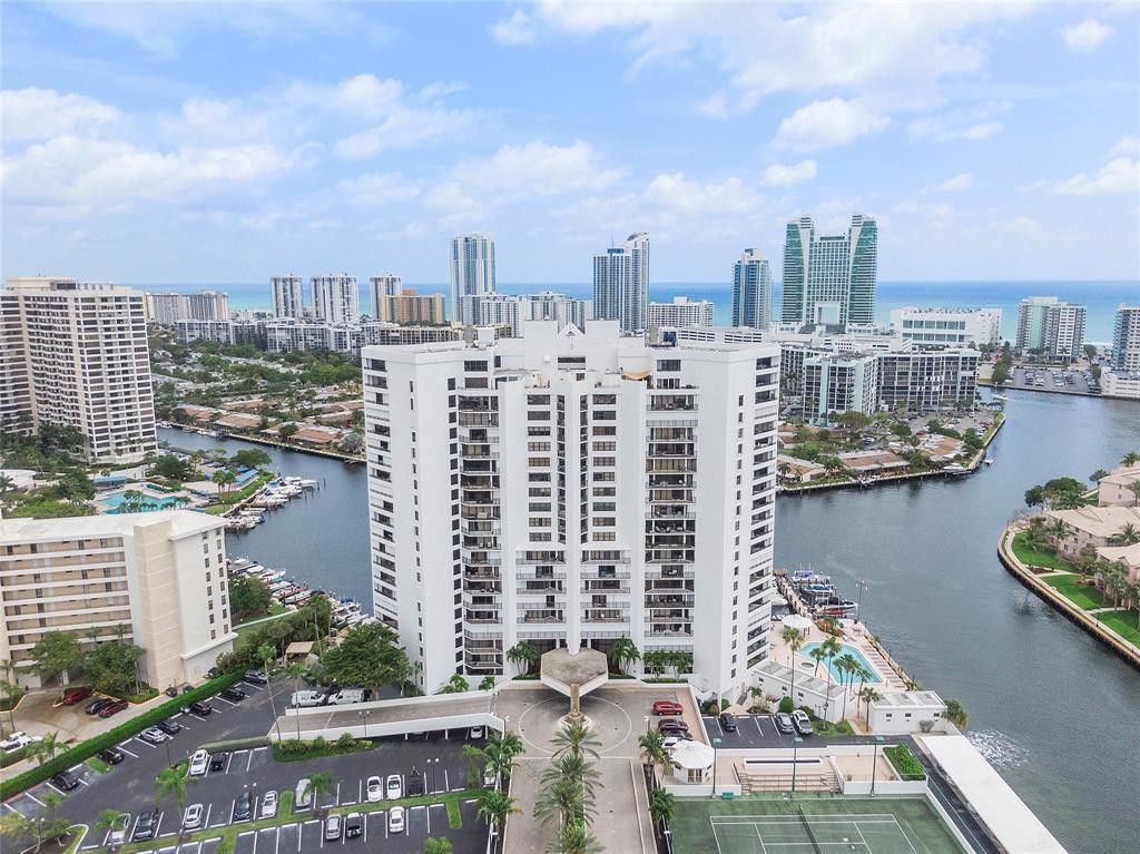 Anchor Bay Club - Residential