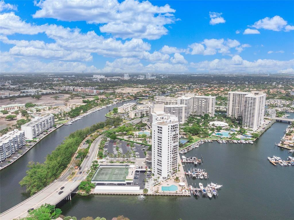 Anchor Bay Club - Residential