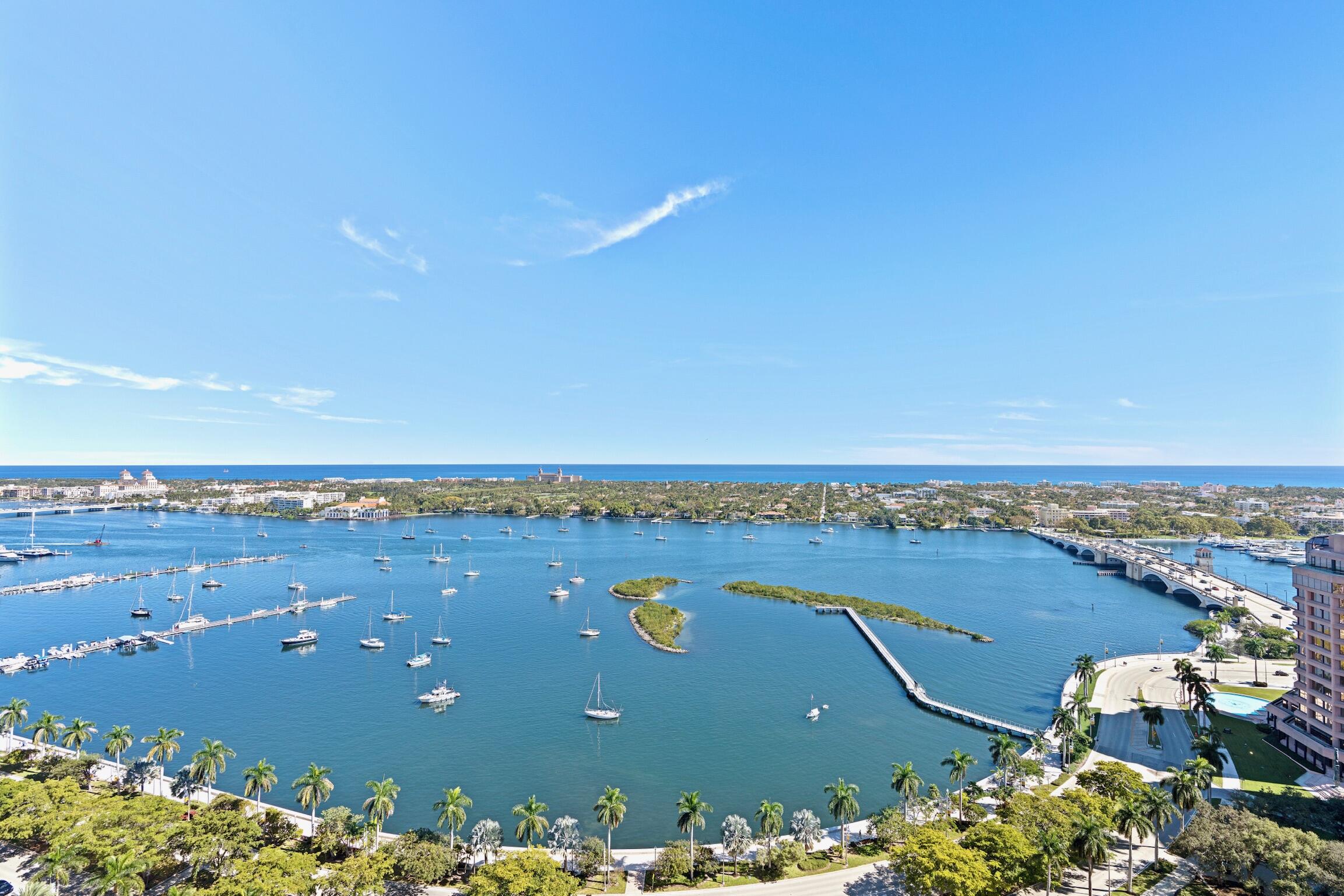 The Plaza of the Palm Beaches - Residential