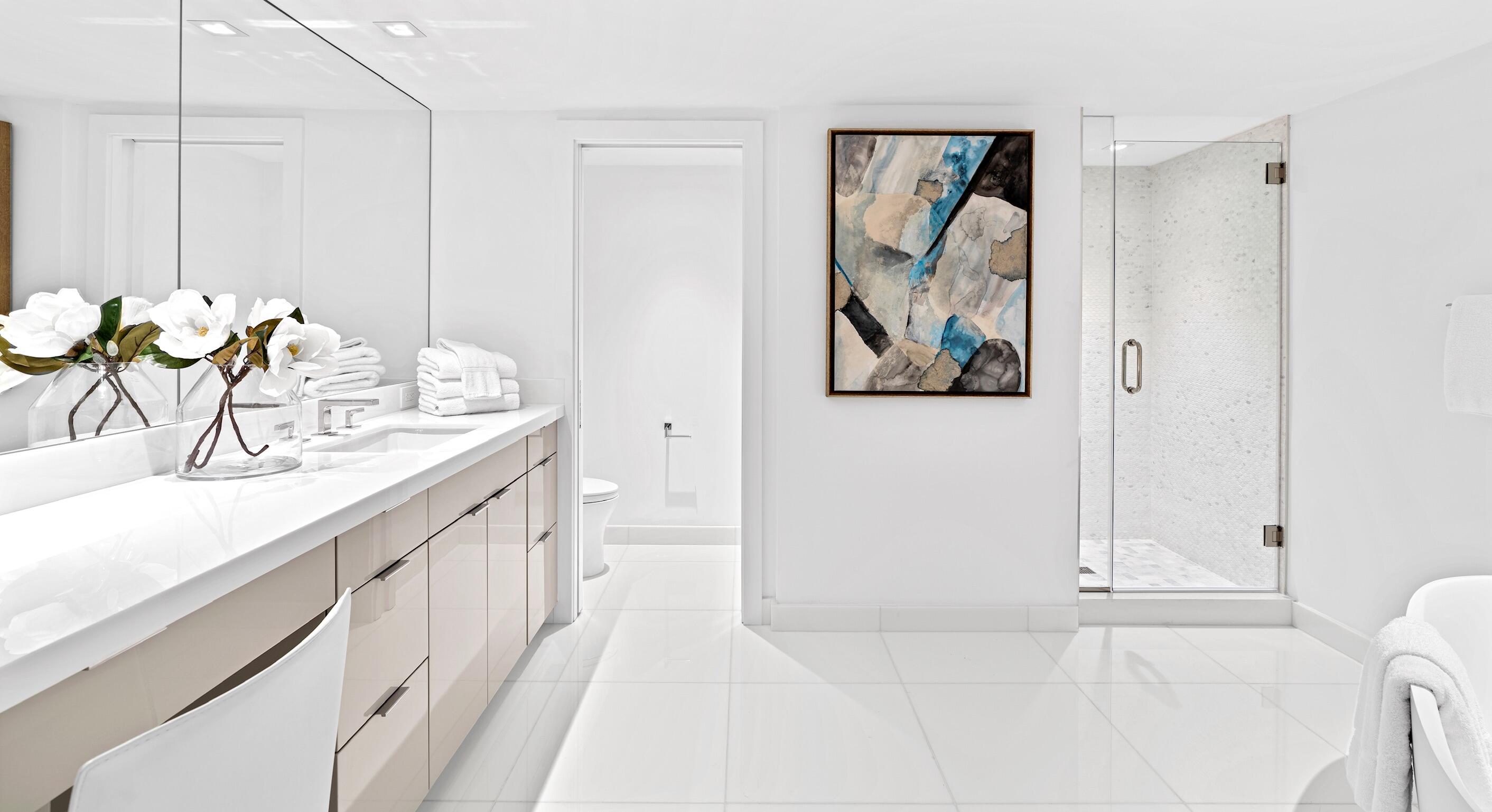 The Plaza of the Palm Beaches - Residential