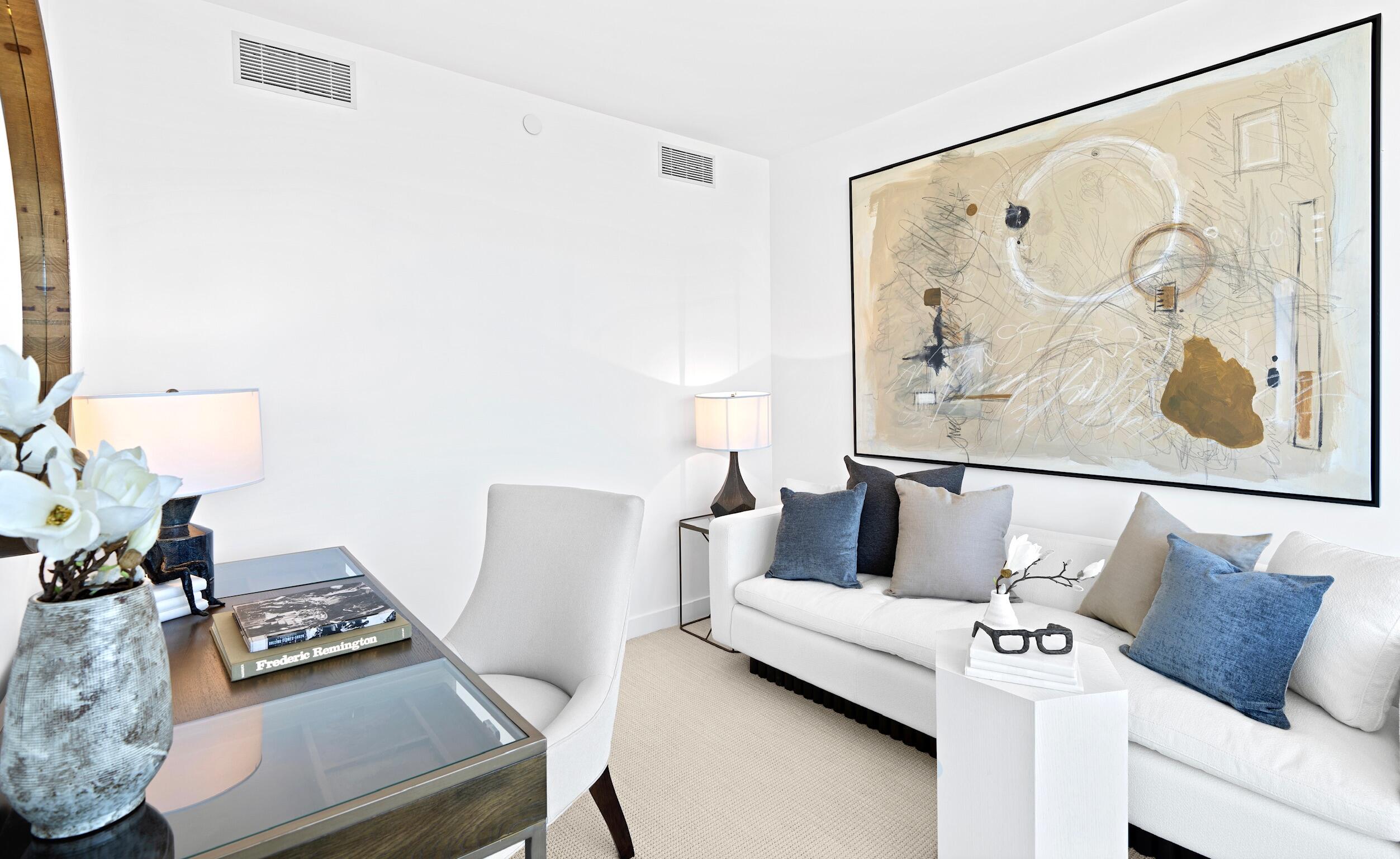 The Plaza of the Palm Beaches - Residential