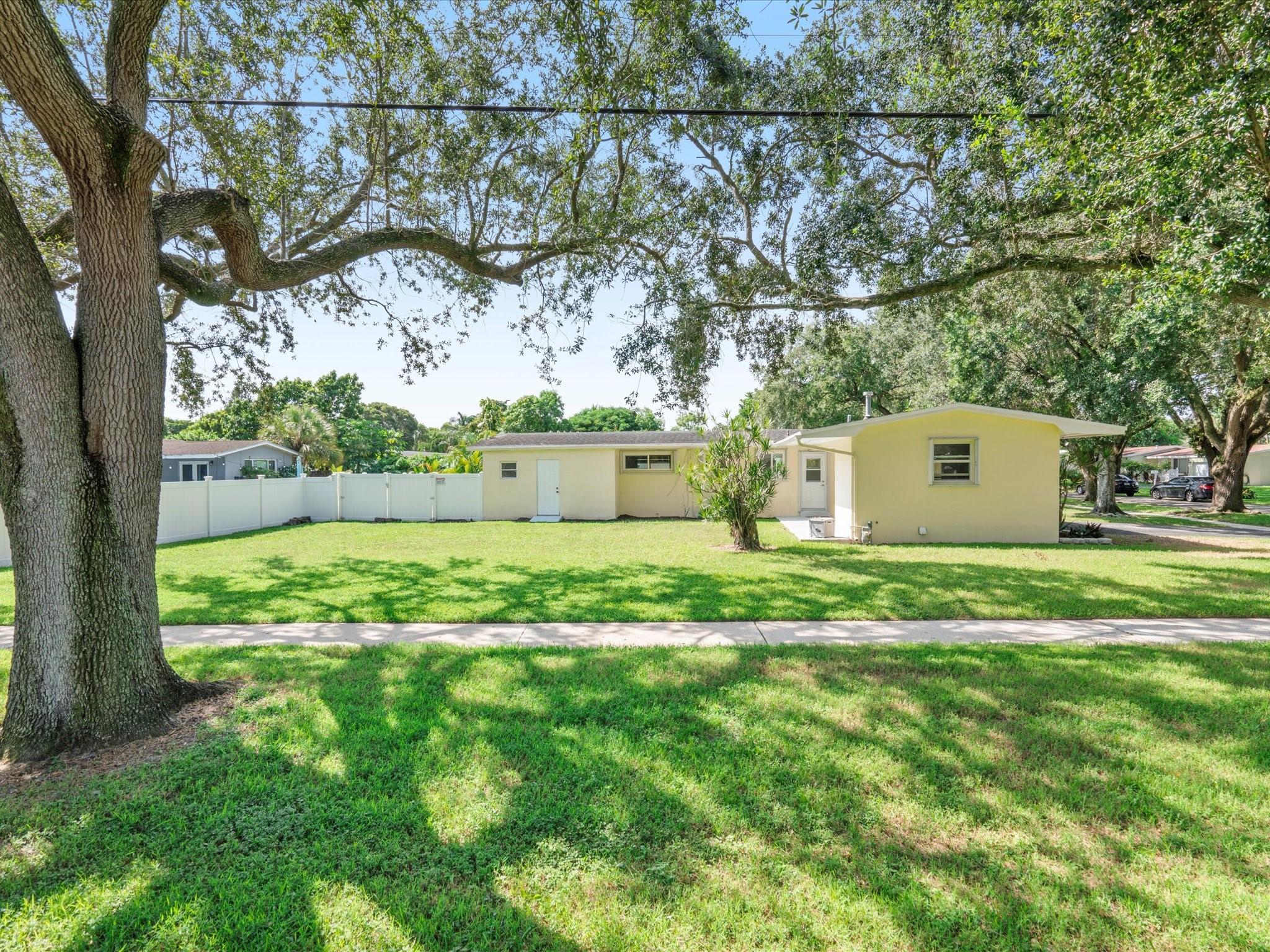 Plantation Manors-Resub - Residential