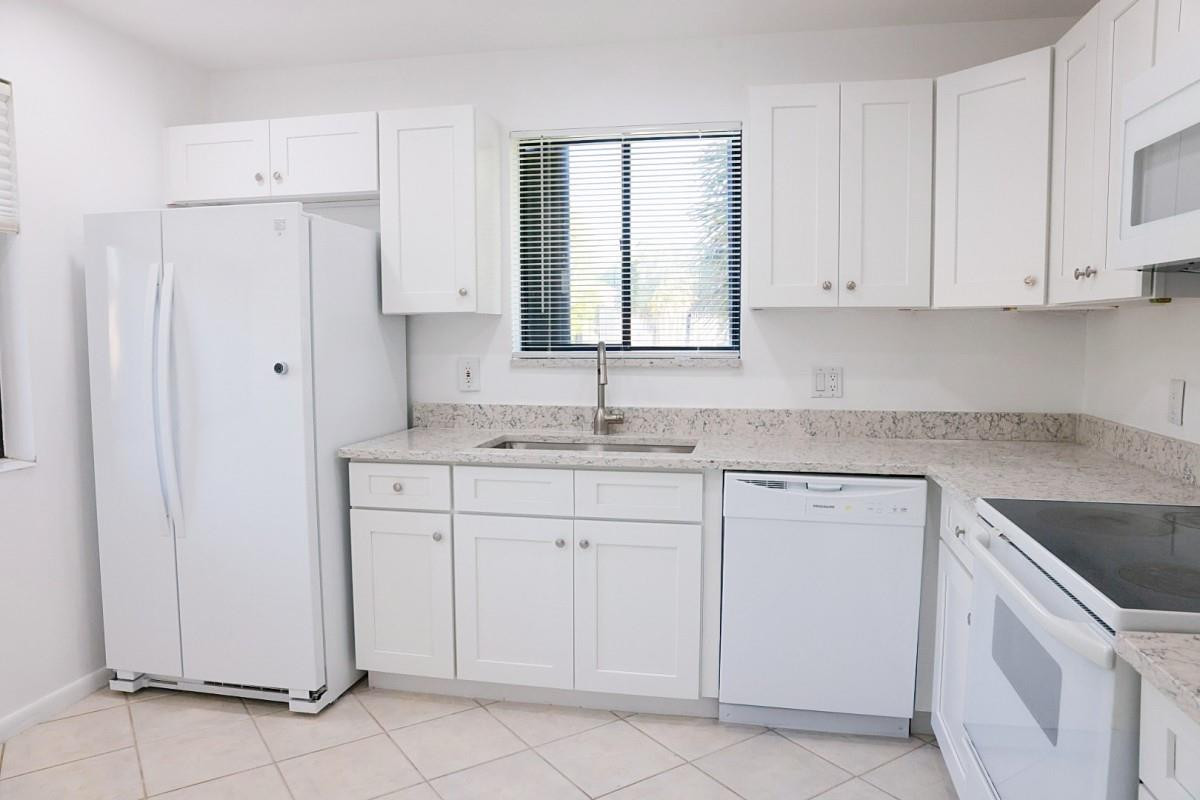 Weston Lakes - Residential