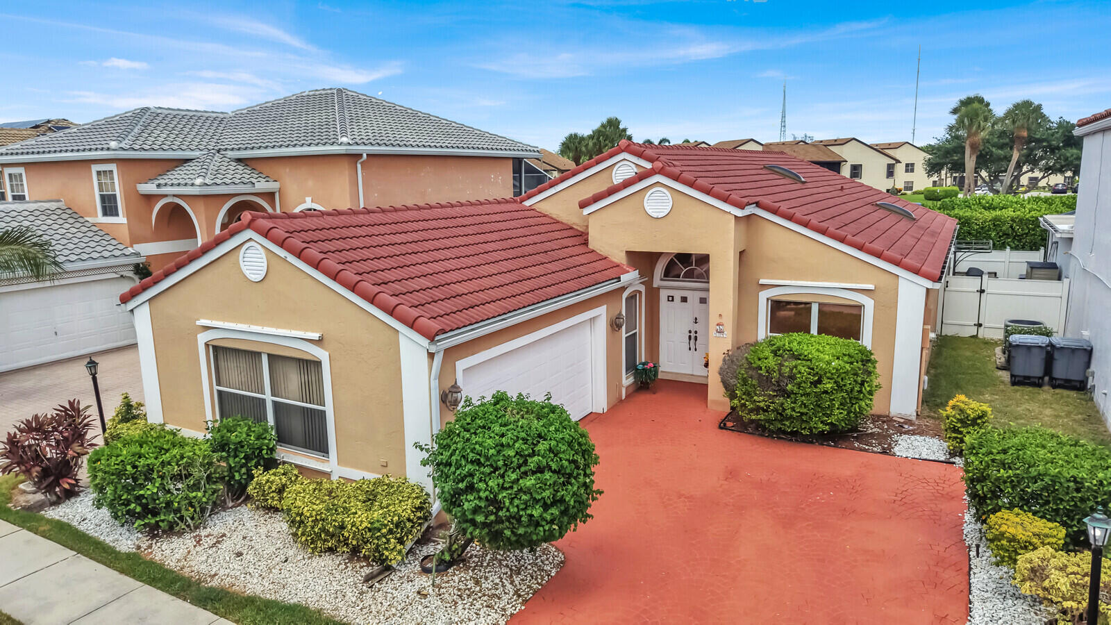 SONOMA LAKE ESTATES AT BOCA RATON - Residential