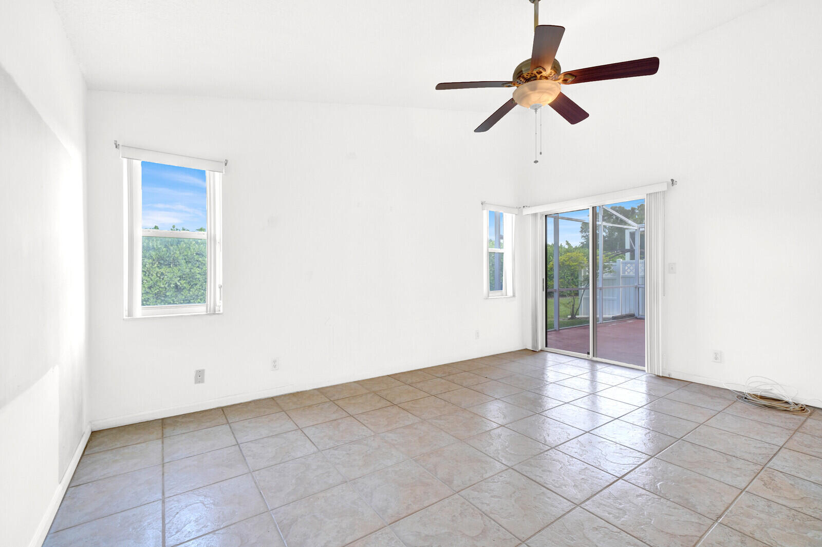 SONOMA LAKE ESTATES AT BOCA RATON - Residential