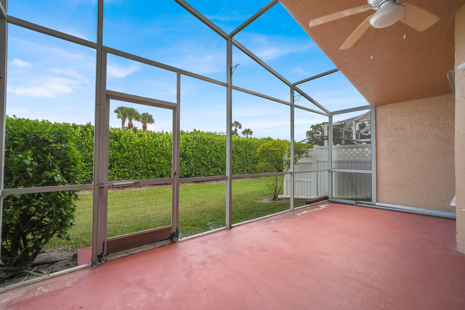 SONOMA LAKE ESTATES AT BOCA RATON - Residential