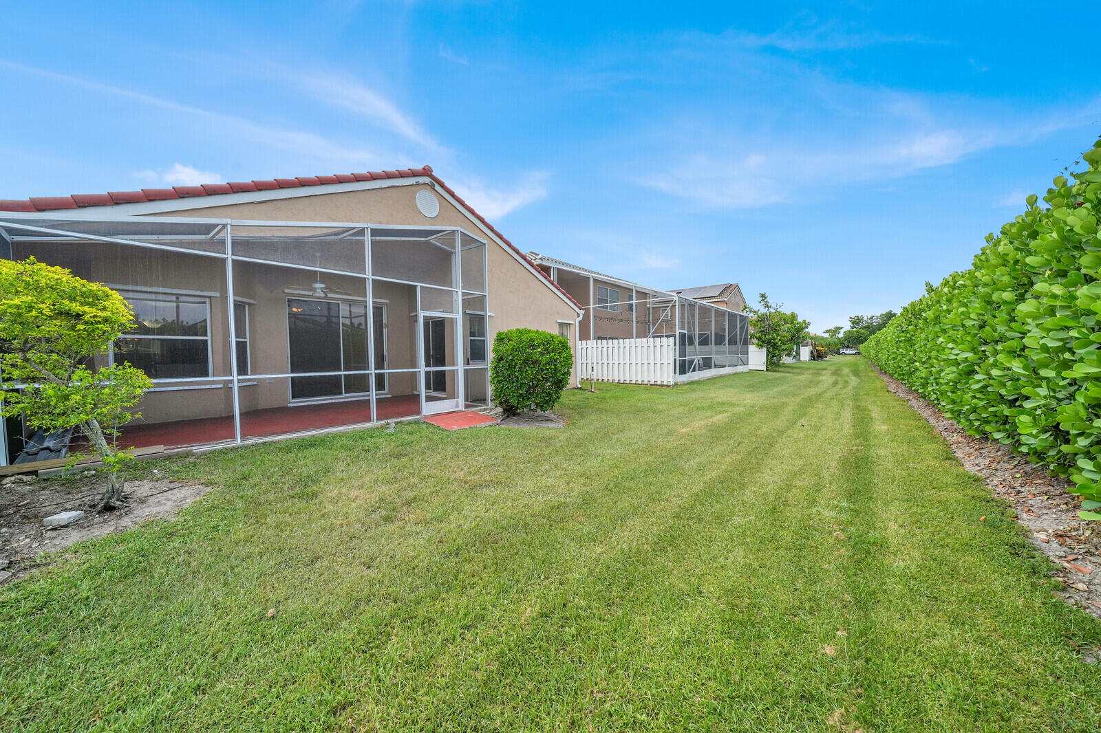 SONOMA LAKE ESTATES AT BOCA RATON - Residential