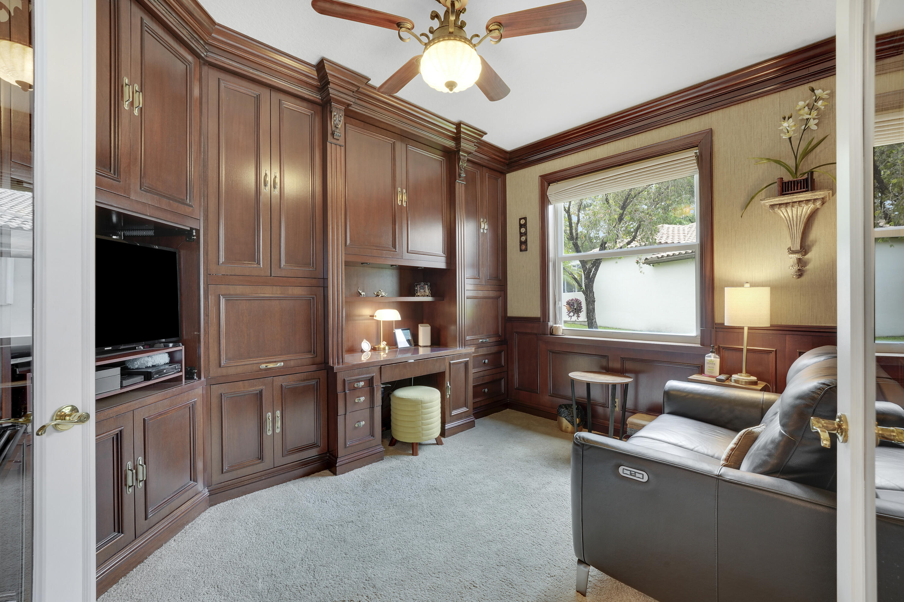 BELLAGGIO, TOWNE PARK - Residential
