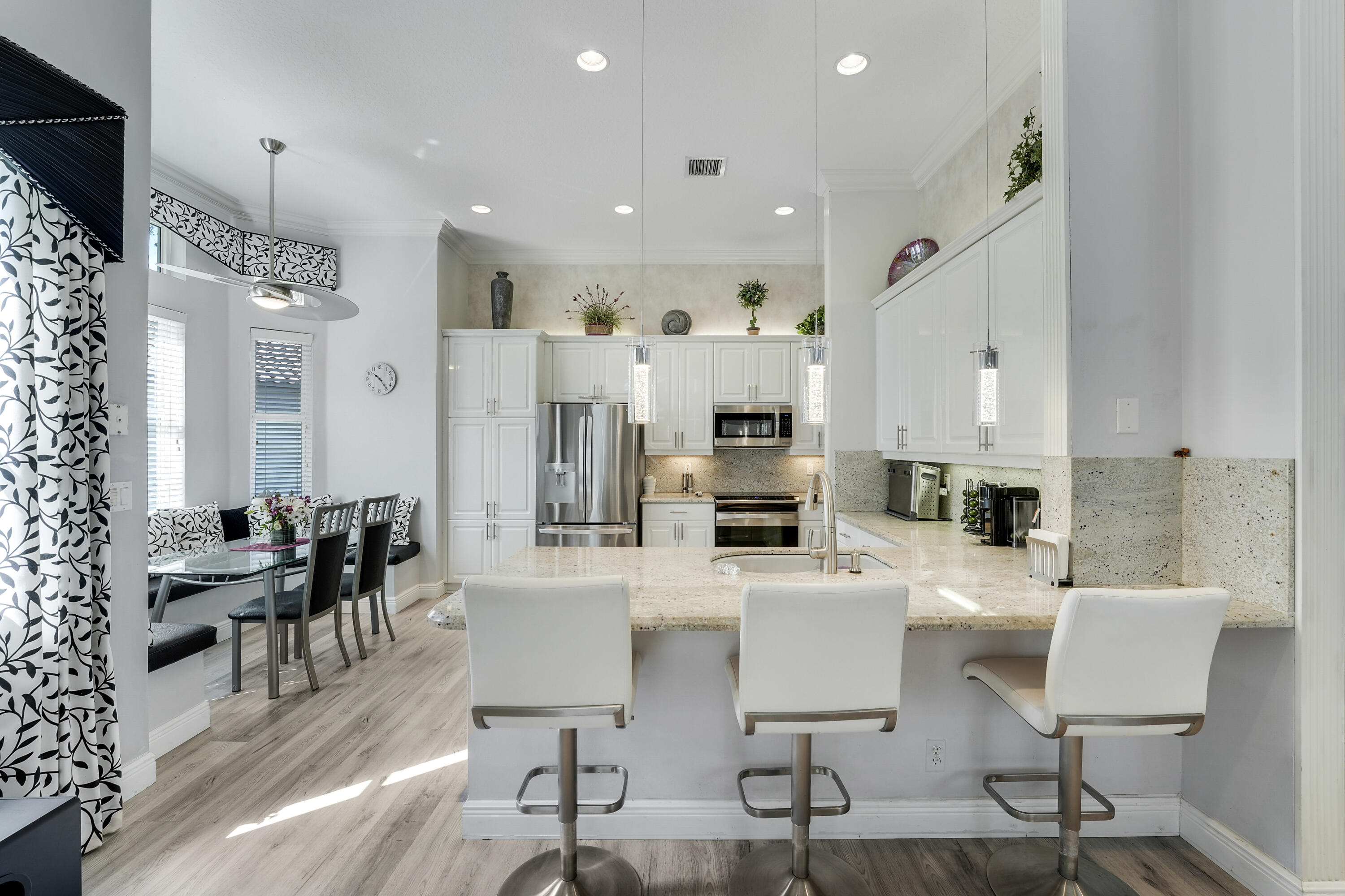 BELLAGGIO, TOWNE PARK - Residential