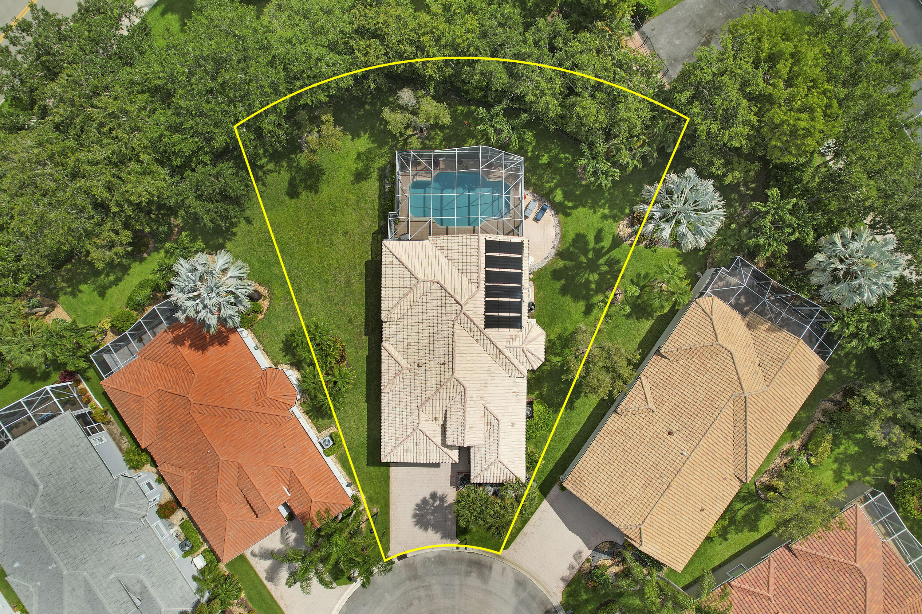 BELLAGGIO, TOWNE PARK - Residential