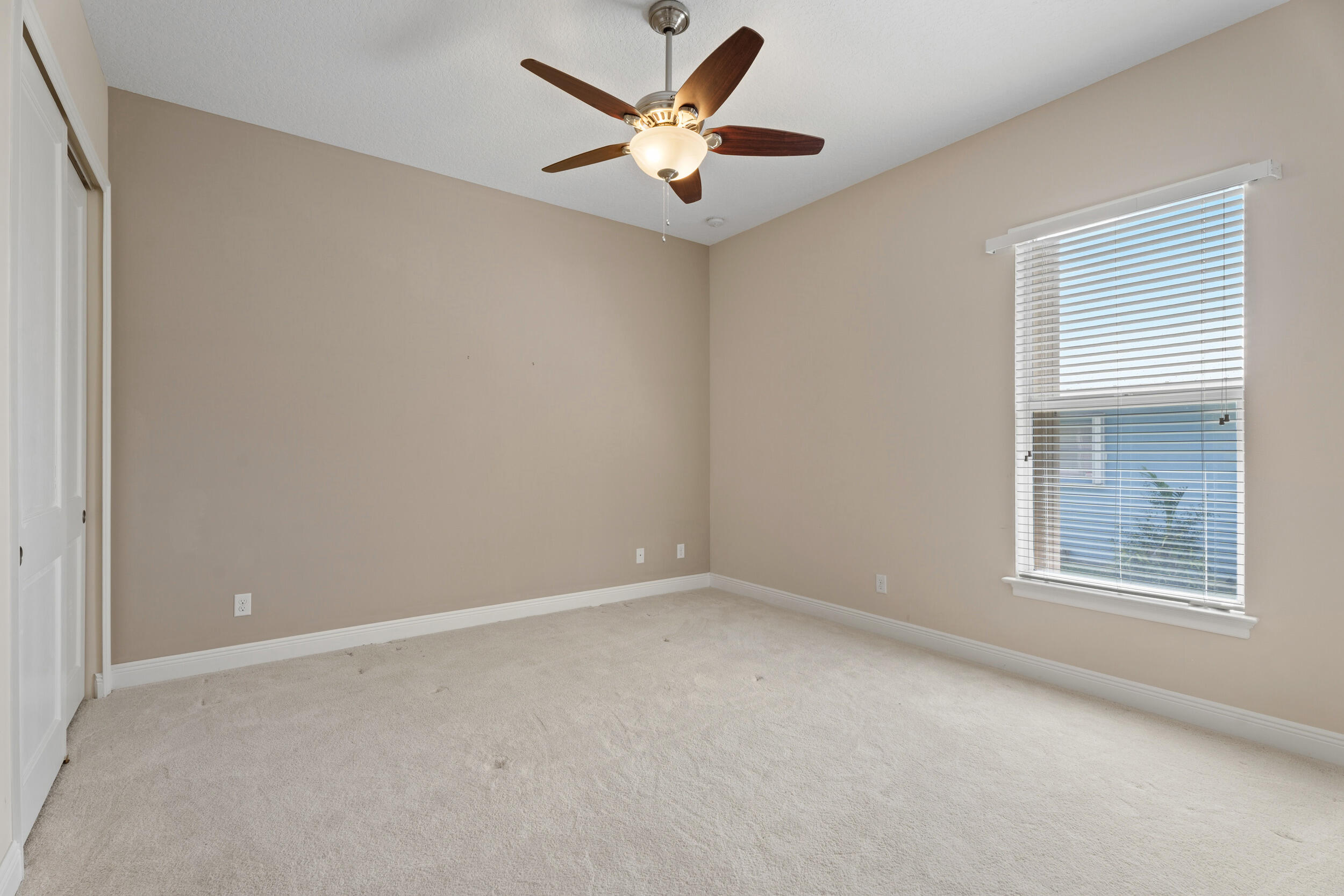 NORTH RIVER SHORES - Residential