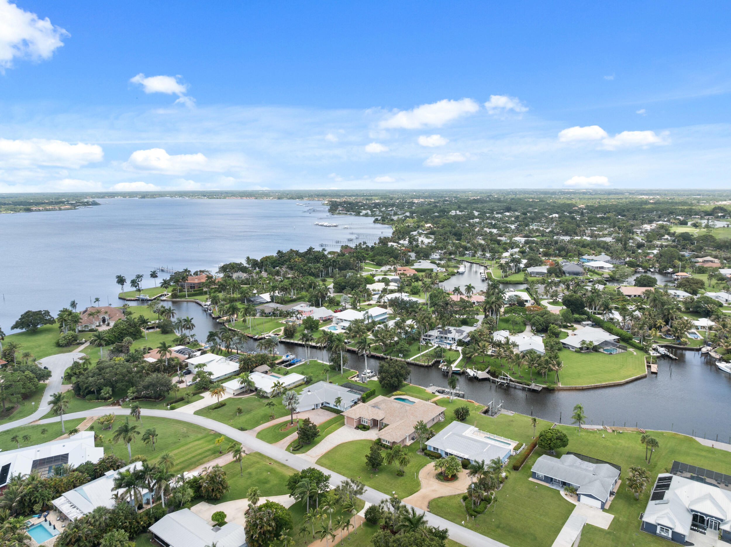NORTH RIVER SHORES - Residential