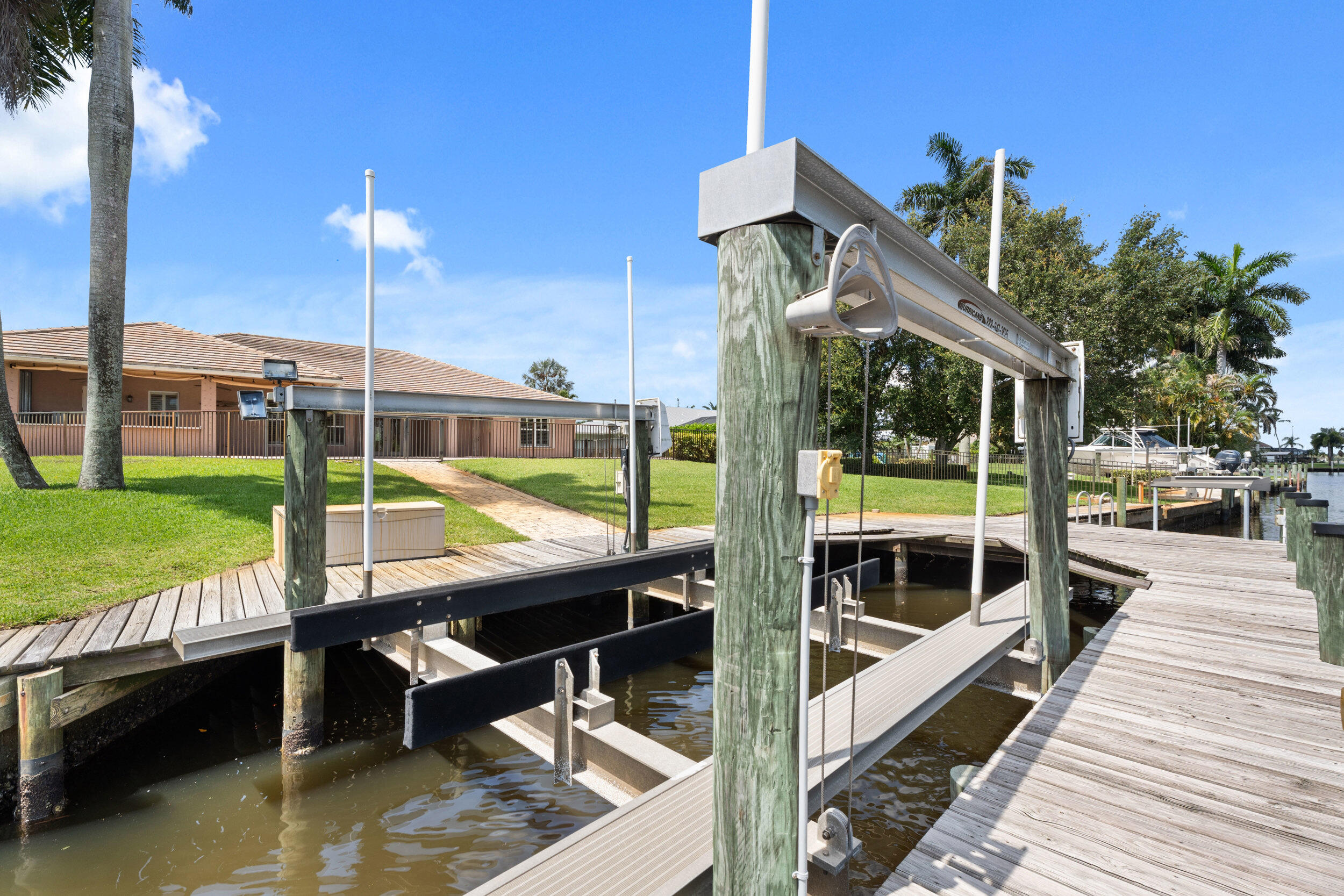 NORTH RIVER SHORES - Residential