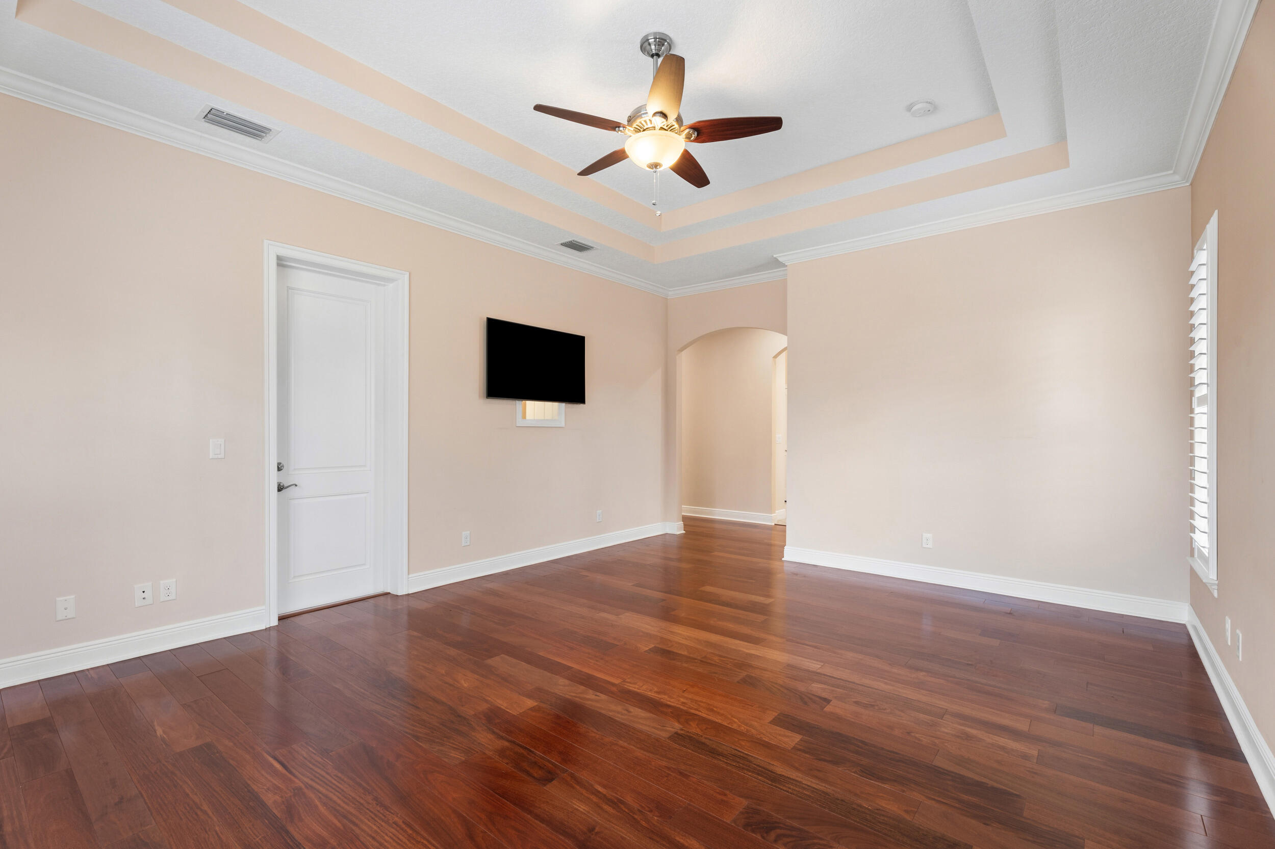 NORTH RIVER SHORES - Residential