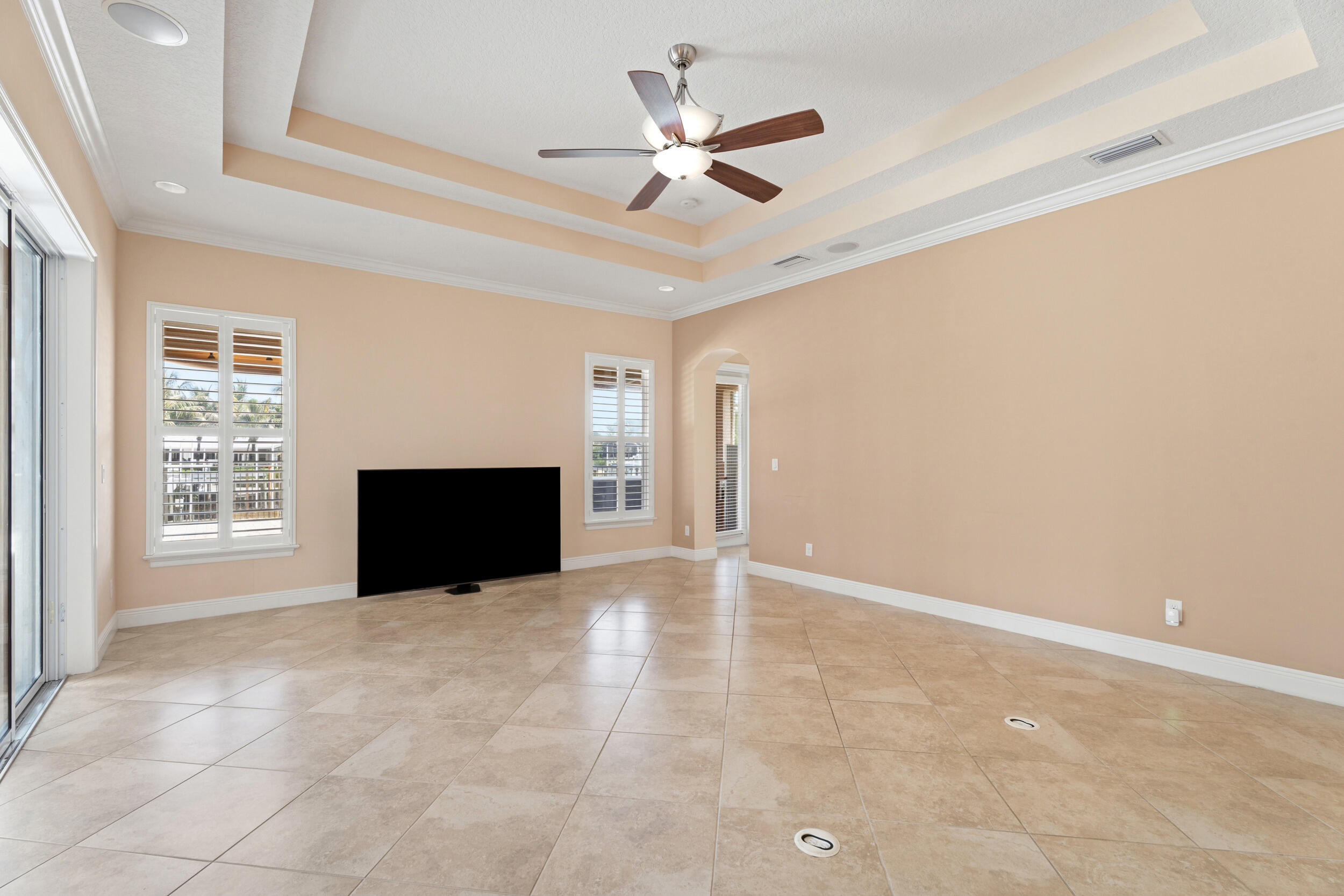 NORTH RIVER SHORES - Residential