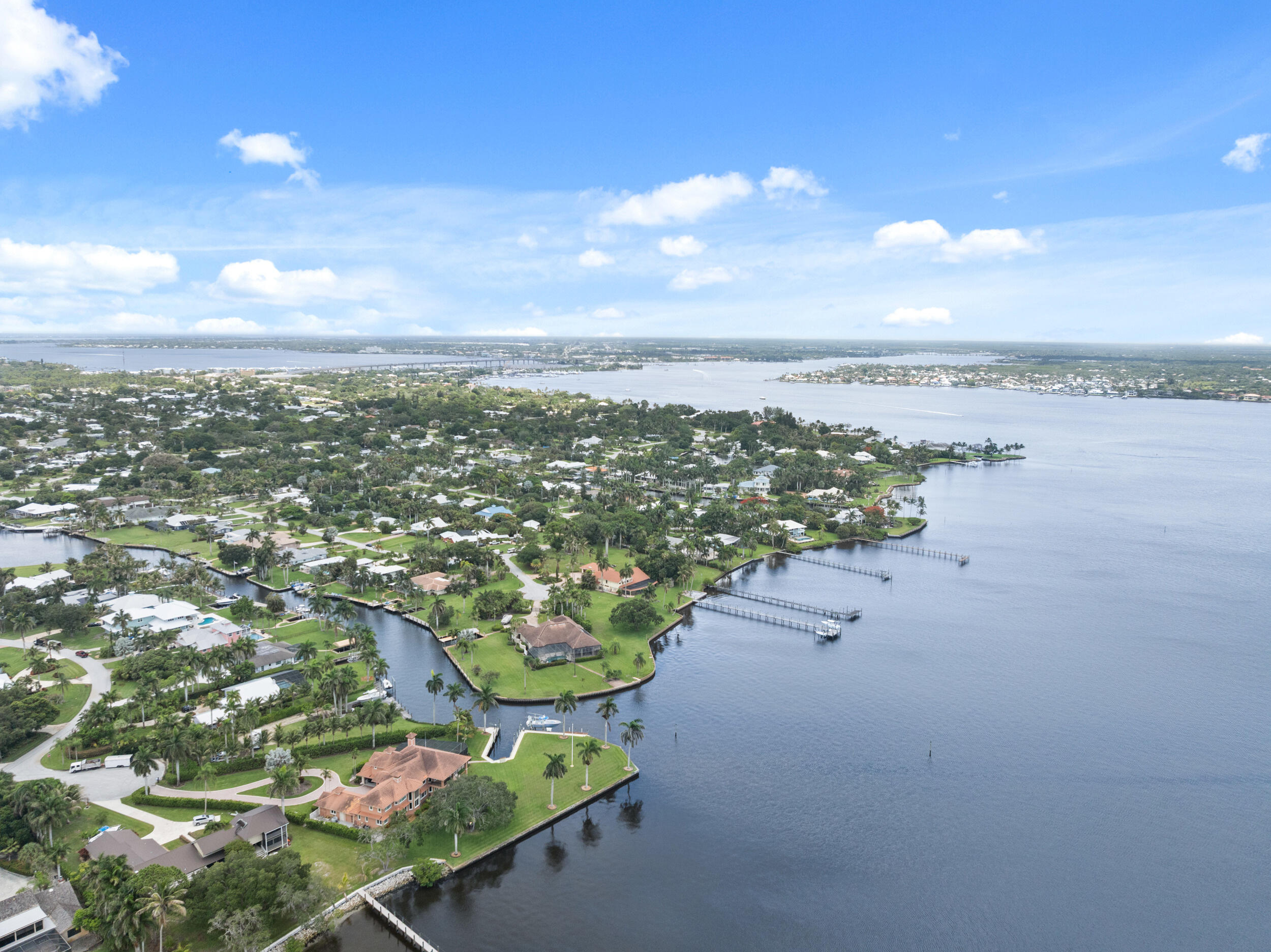 NORTH RIVER SHORES - Residential