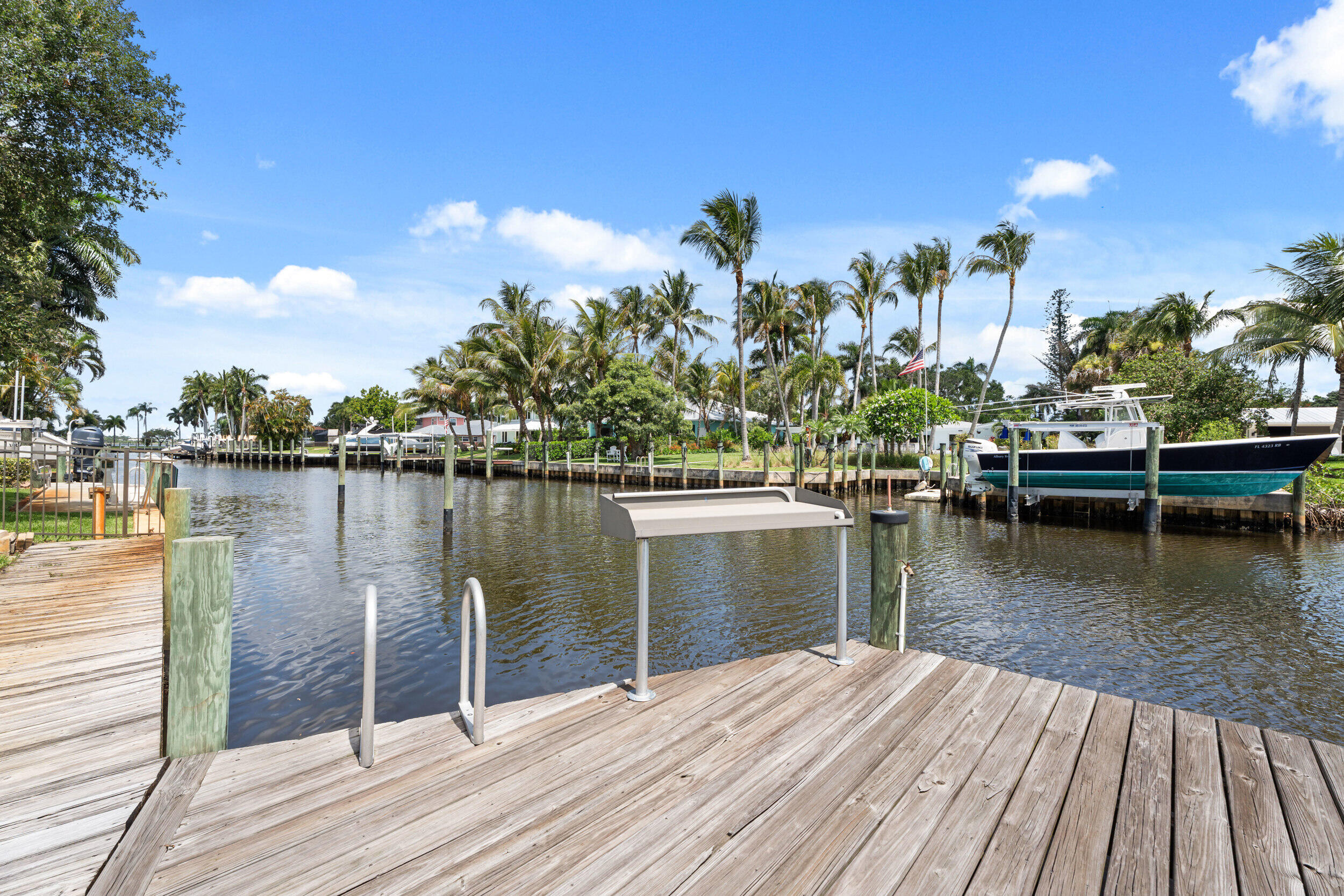 NORTH RIVER SHORES - Residential