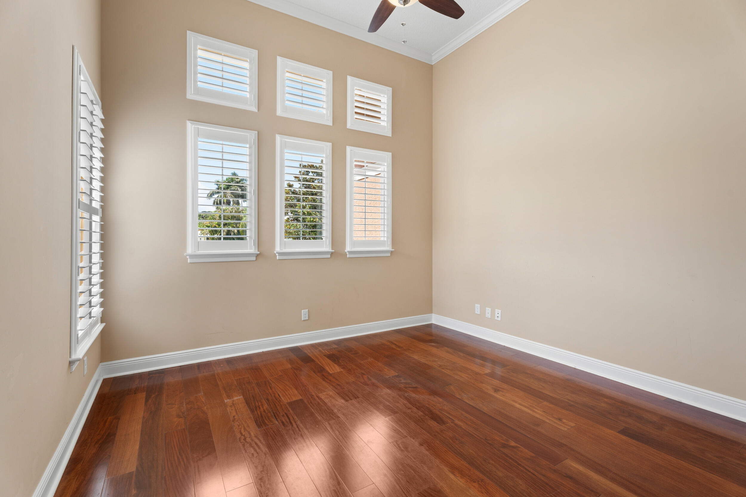 NORTH RIVER SHORES - Residential