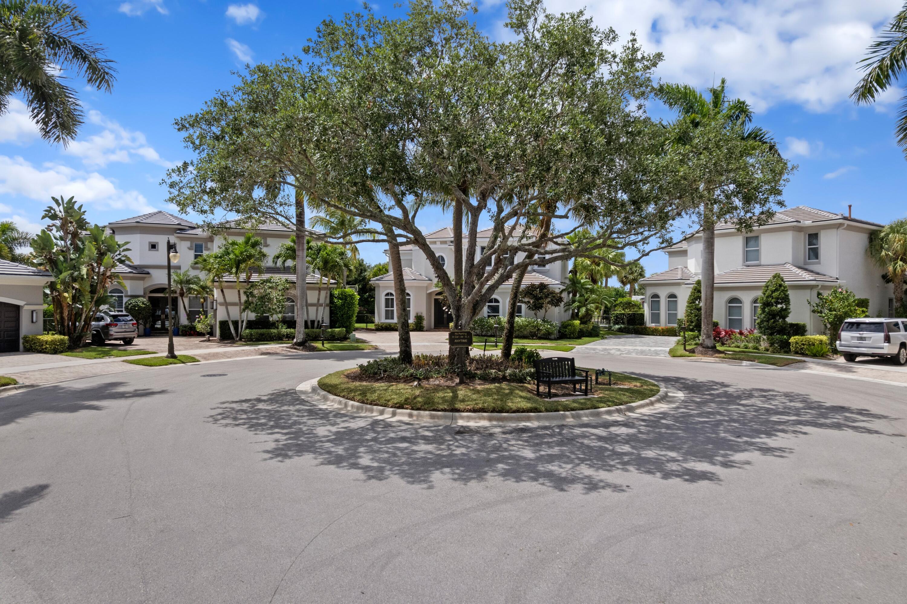 MIRASOL PARS H AND I - Residential