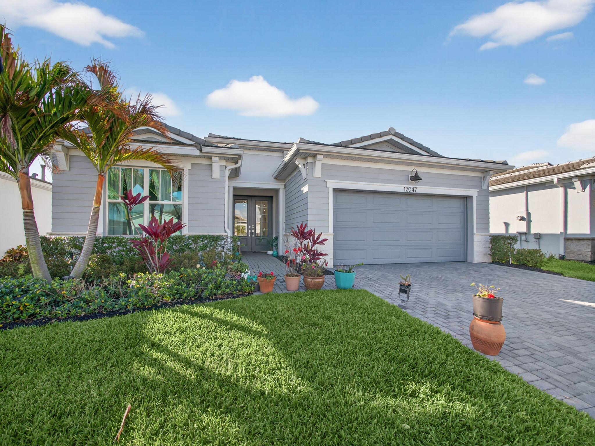TELARO AT SOUTHERN GROVE PHASE 2 AND 3 - Residential