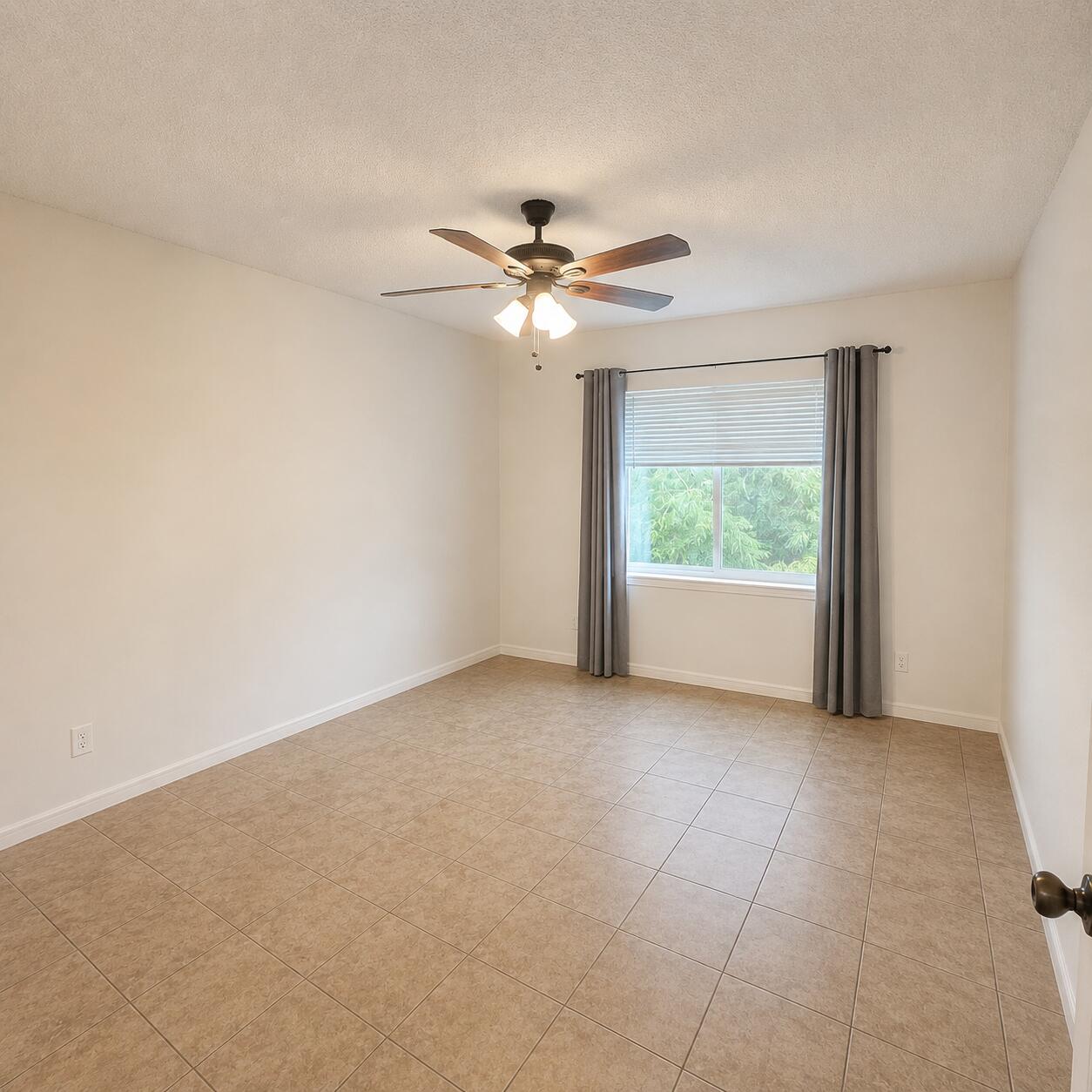 Very Well-maintained 1-bed, 1-bath condo located in Emerald Hills. Gated Community. Featuring Lake views, Washer/Dryer inside the unit, large walk-in closet, tile flooring throughout, and hurricane impact windows. Amenities include a pool, fitness center, tennis courts, BBQ area, playground, and a paved walking path ideal for exercise. Easy access to I-95, 595, and the Florida Turnpike makes commuting a breeze. This all-ages community is a great place to call home