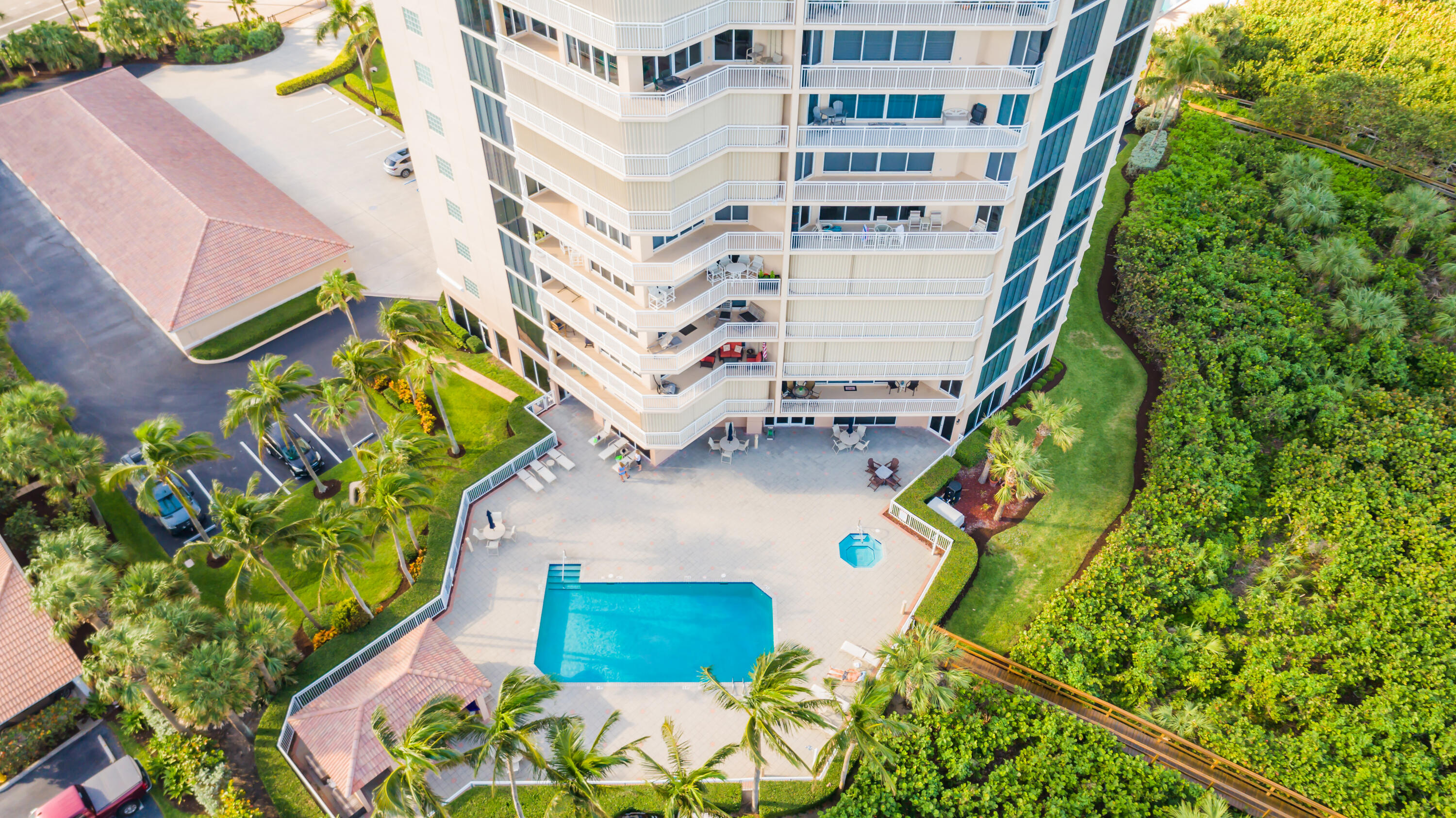THE ATRIUM - Residential