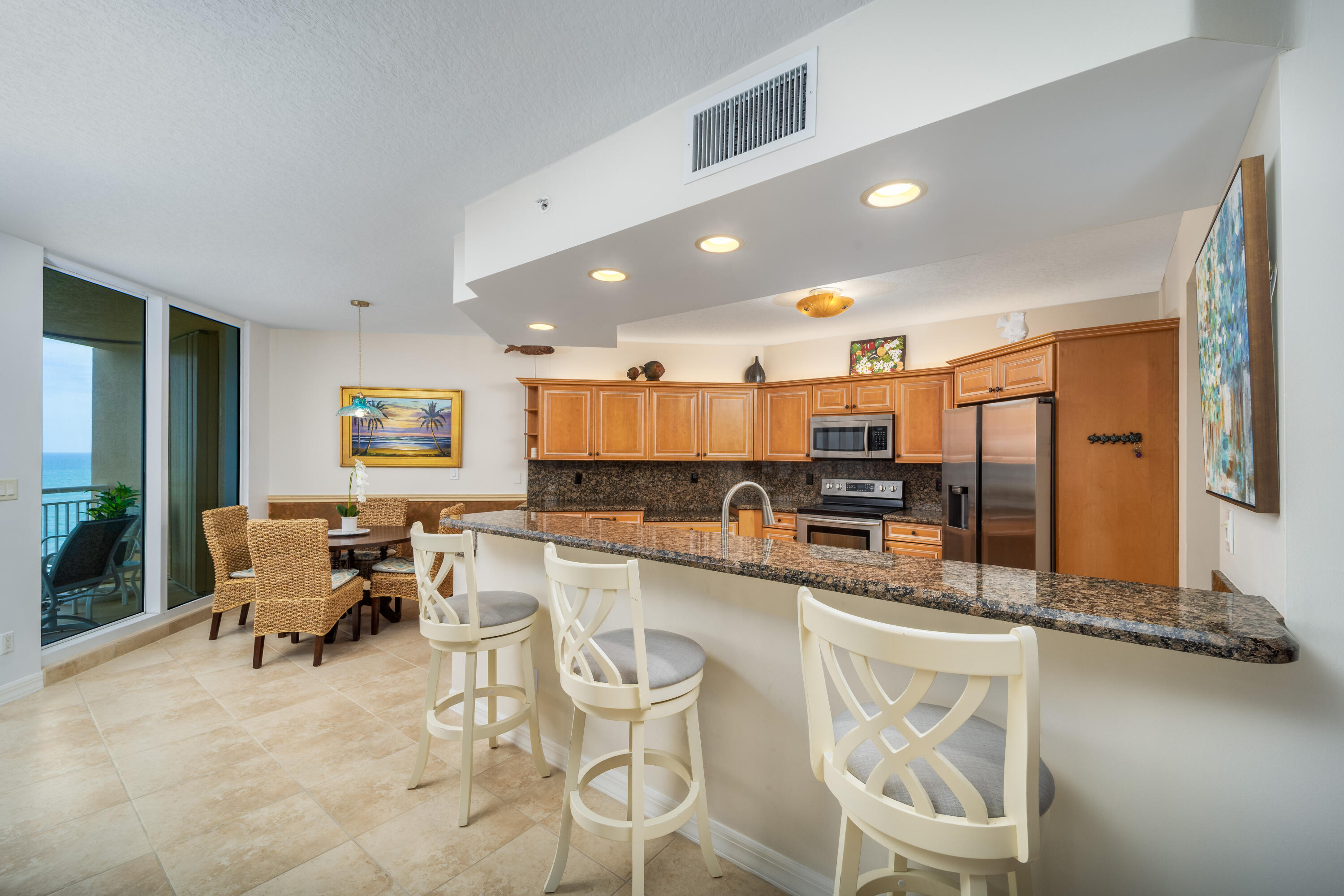 THE ATRIUM - Residential