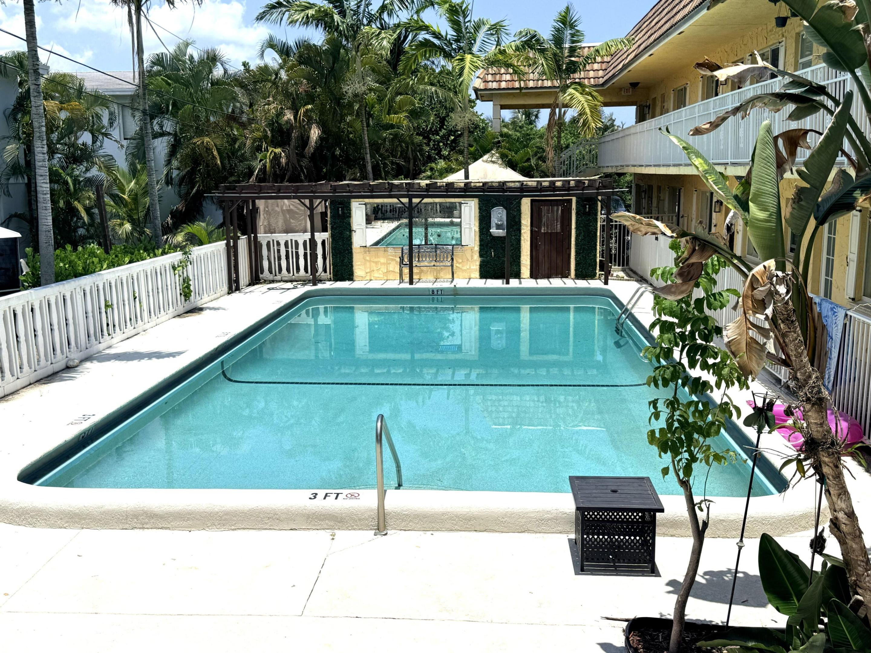 NORTH PALM BEACH VILLAGE OF 3 - Residential Lease