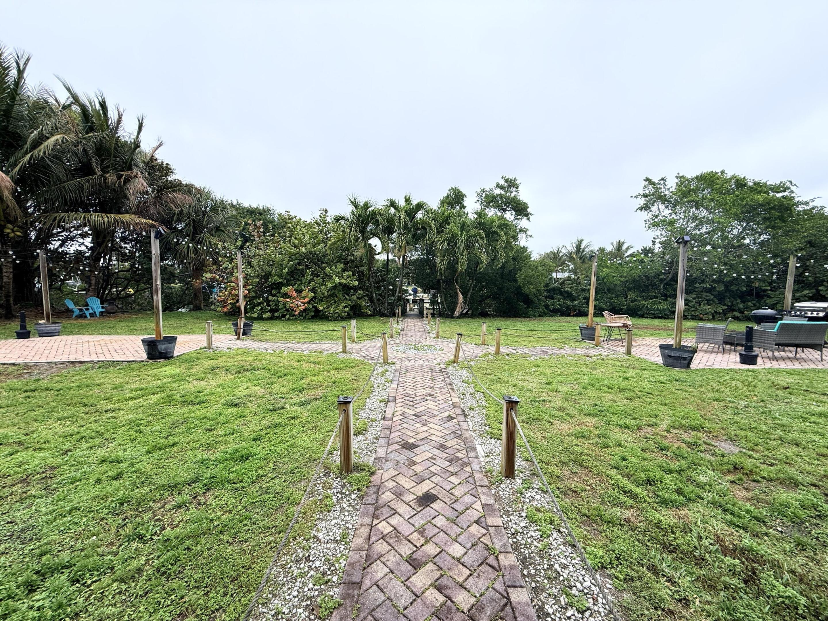 NORTH PALM BEACH VILLAGE OF 3 - Residential Lease