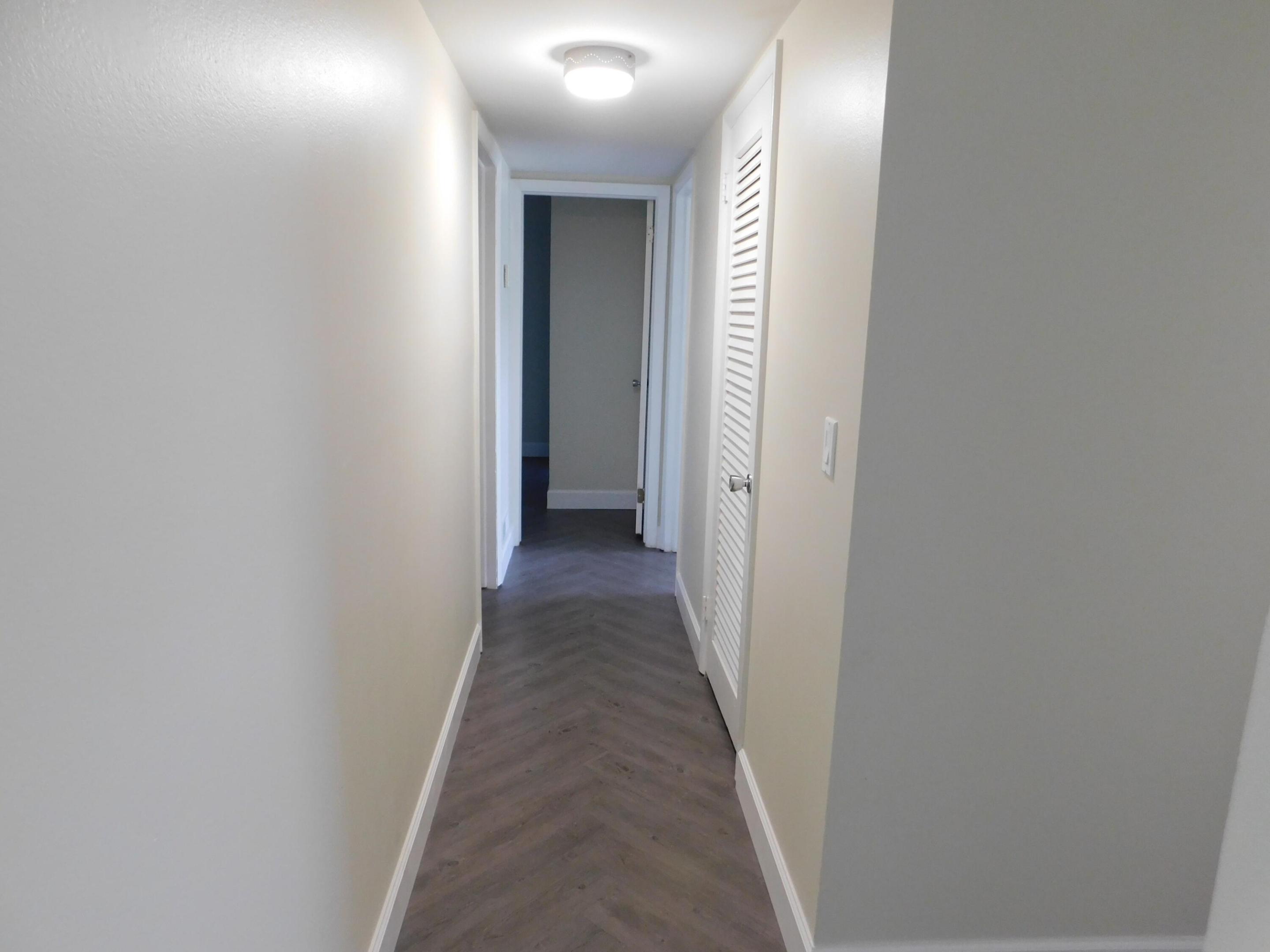 NORTH PALM BEACH VILLAGE OF 3 - Residential Lease