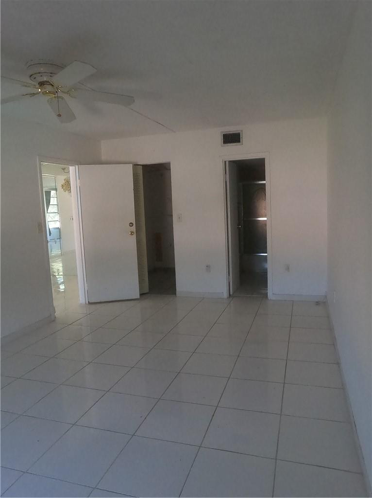 SANDS POINT CONDOMINIUM II - Residential