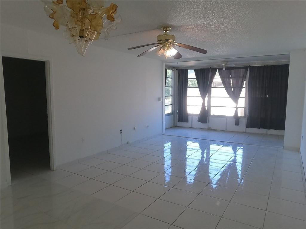 SANDS POINT CONDOMINIUM II - Residential
