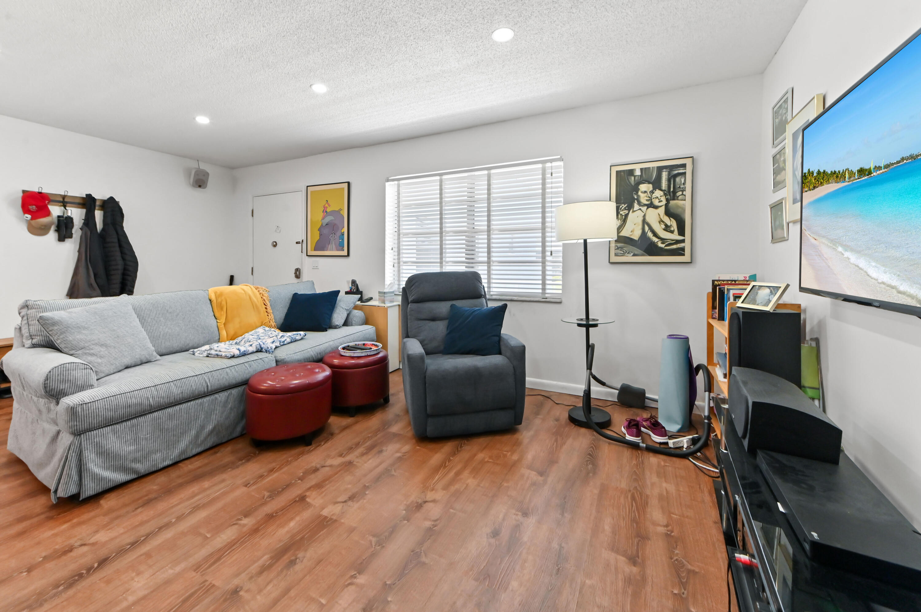 KINGS POINT - Residential